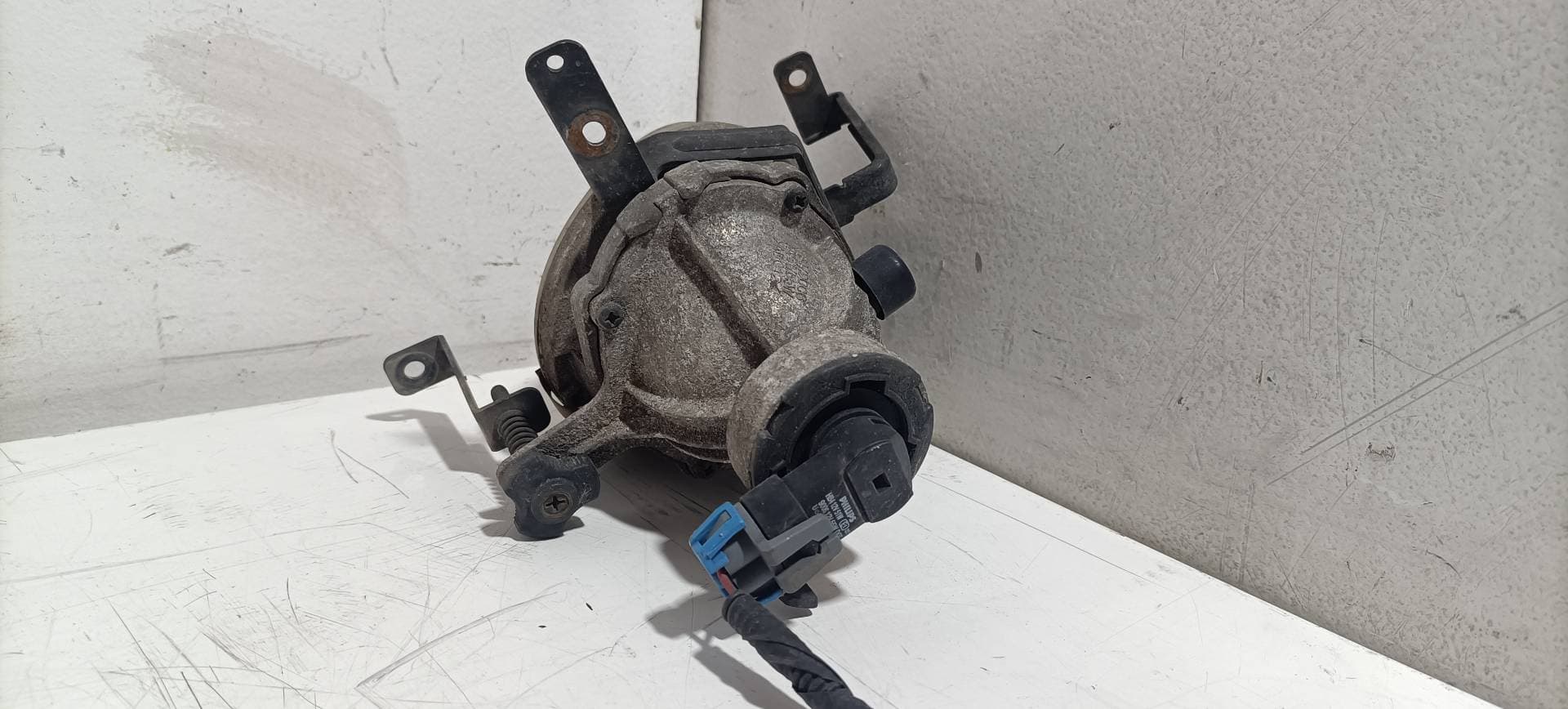 Faro antiniebla izquierdo KIA MAGENTIS 2