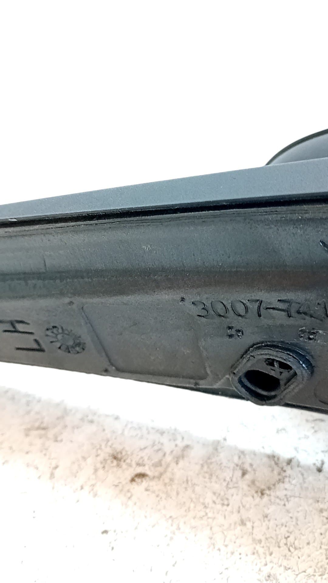 Retrovisor izquierdo FORD FOCUS BERLINA (CAP) 2