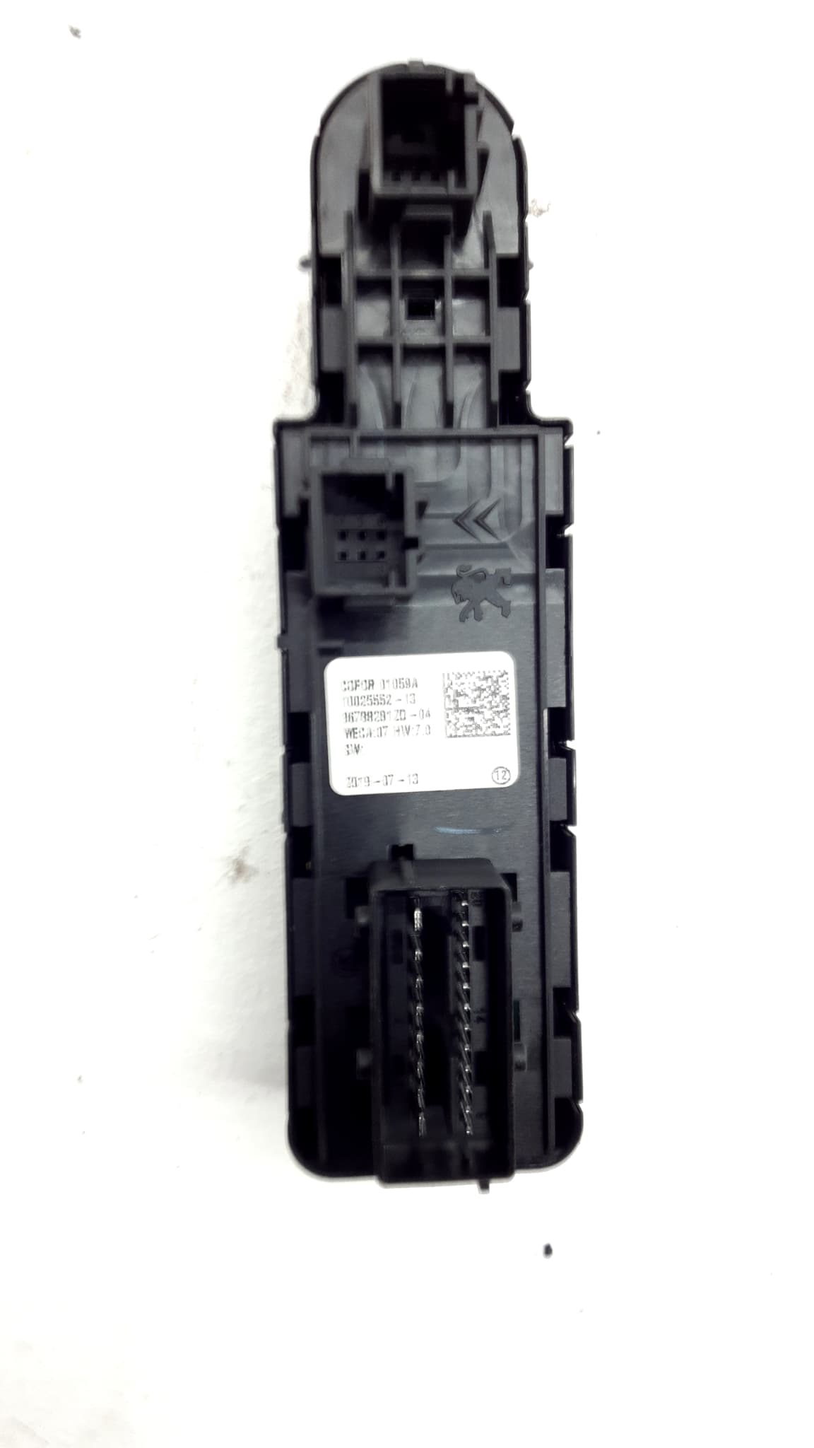 Mando elevalunas delantero izquierdo OPEL CROSSLAND X 4
