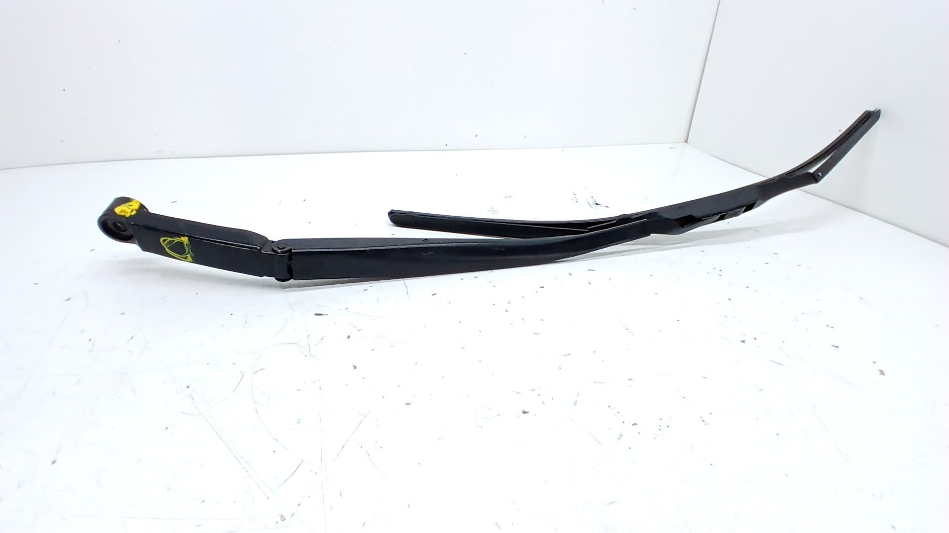 Brazo limpia delantero derecho TOYOTA LAND CRUISER PRADO (_J15_)