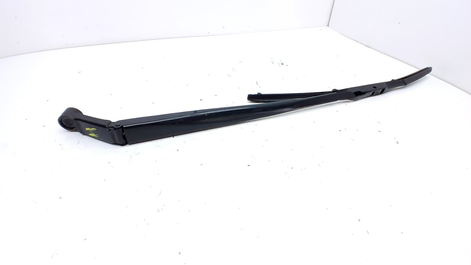 Brazo limpia delantero izquierdo TOYOTA LAND CRUISER PRADO (_J15_)