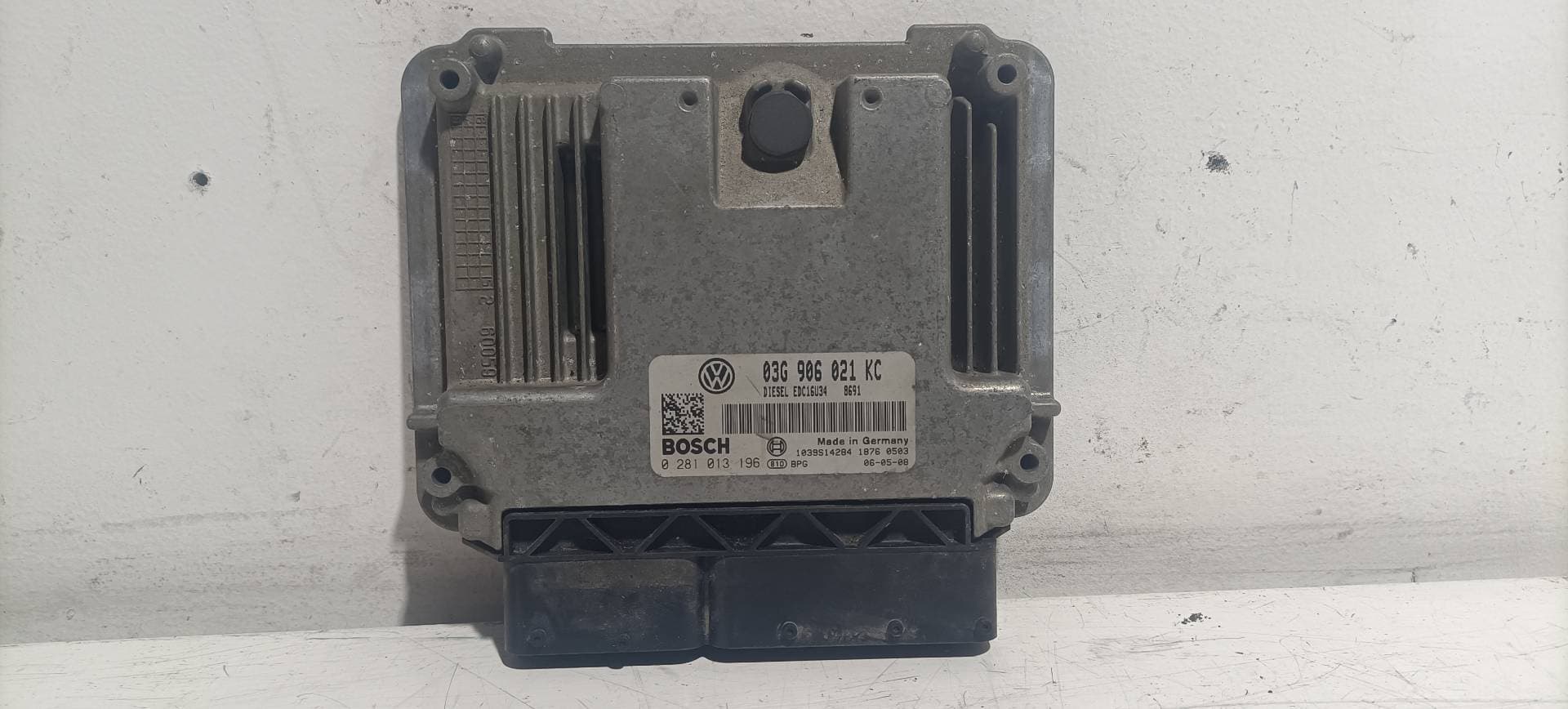 Centralita motor uce VOLKSWAGEN TOURAN (1T1)