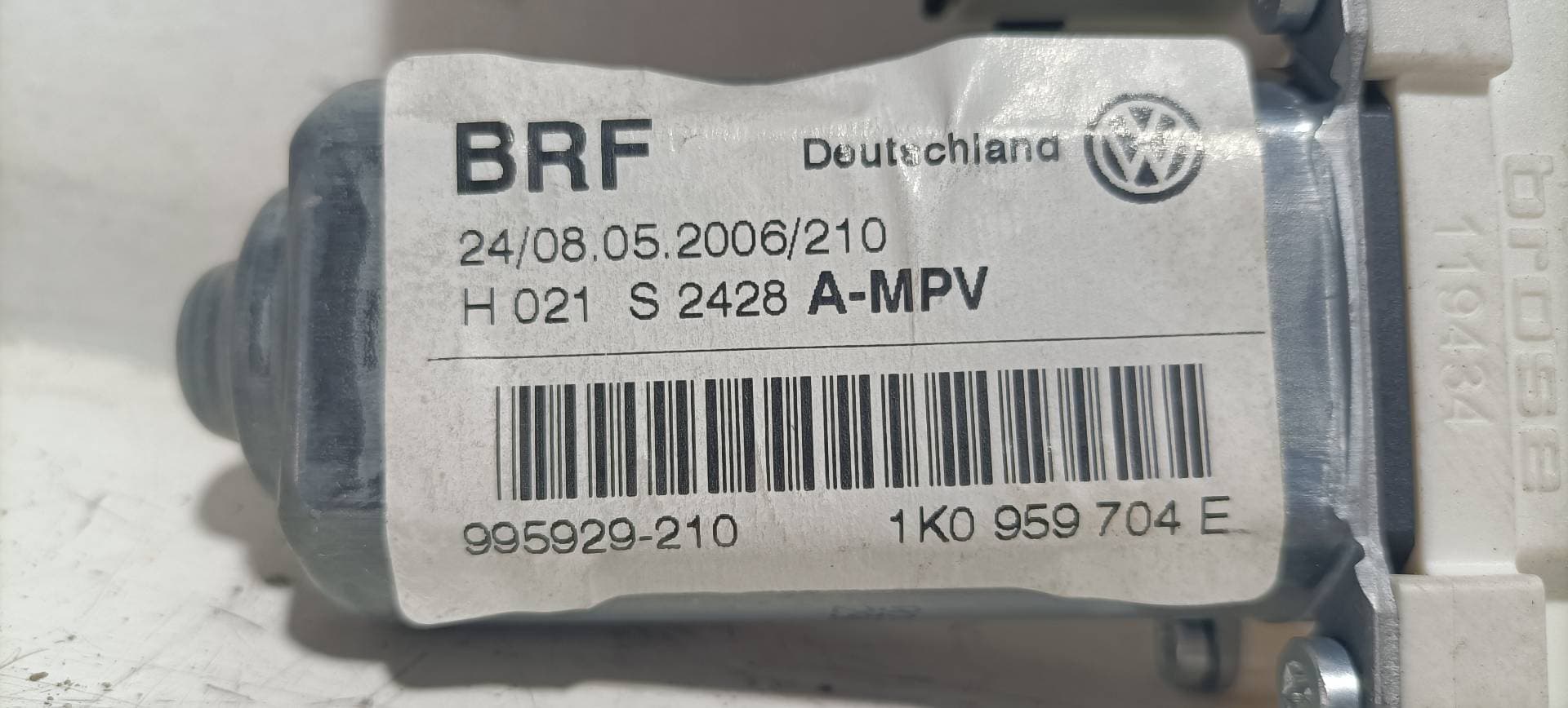 Motor elevalunas trasero derecho VOLKSWAGEN TOURAN (1T1) 4