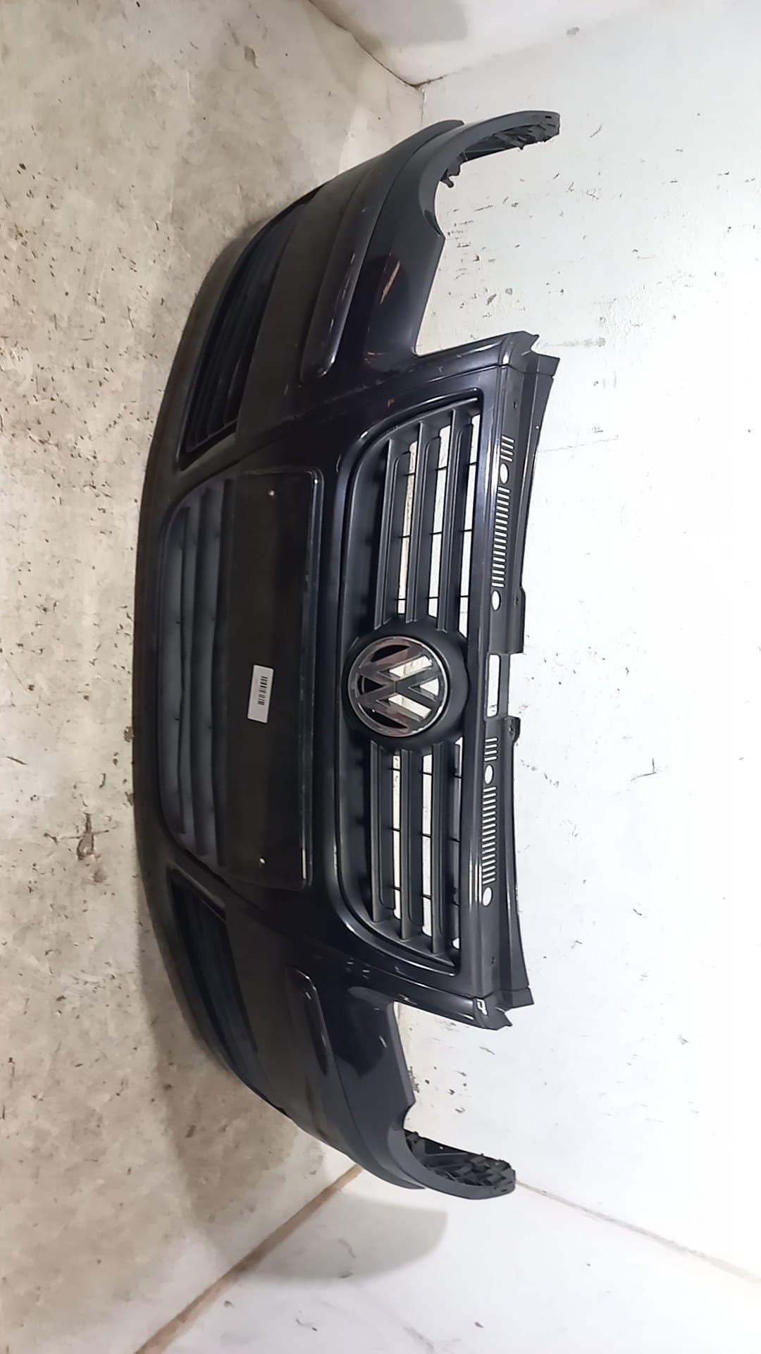 Paragolpes delantero VOLKSWAGEN POLO (9N1) 3