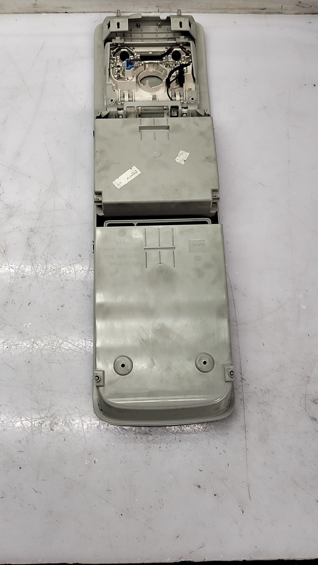 Luz interior delantera VOLKSWAGEN TOURAN (1T1, 1T2) 2