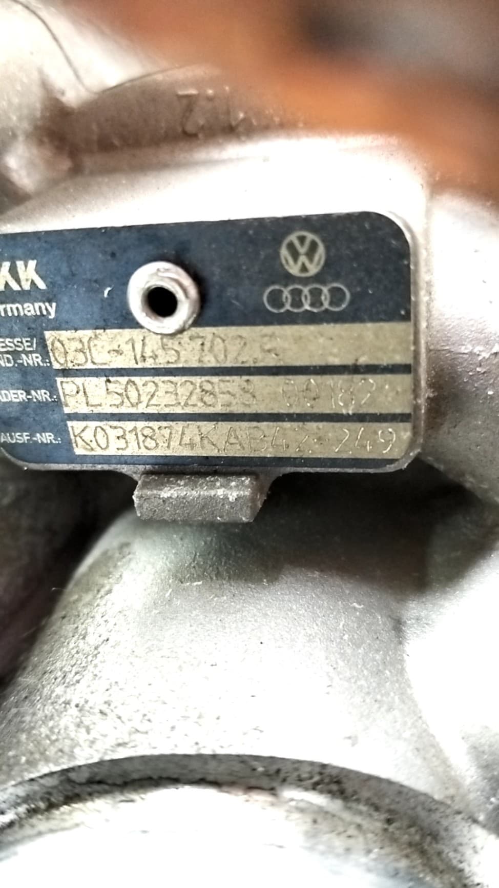 Turbocompresor VOLKSWAGEN TOURAN (1T1, 1T2) 2