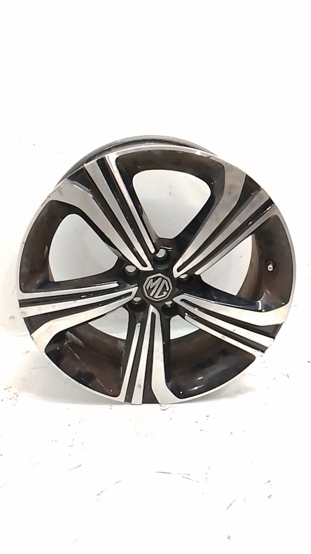 Llanta MG ZS
