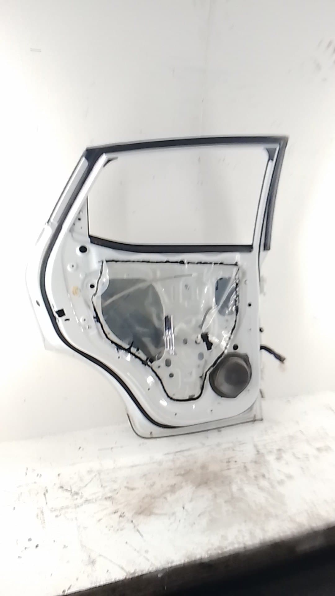 Puerta trasera izquierda MG ZS 2