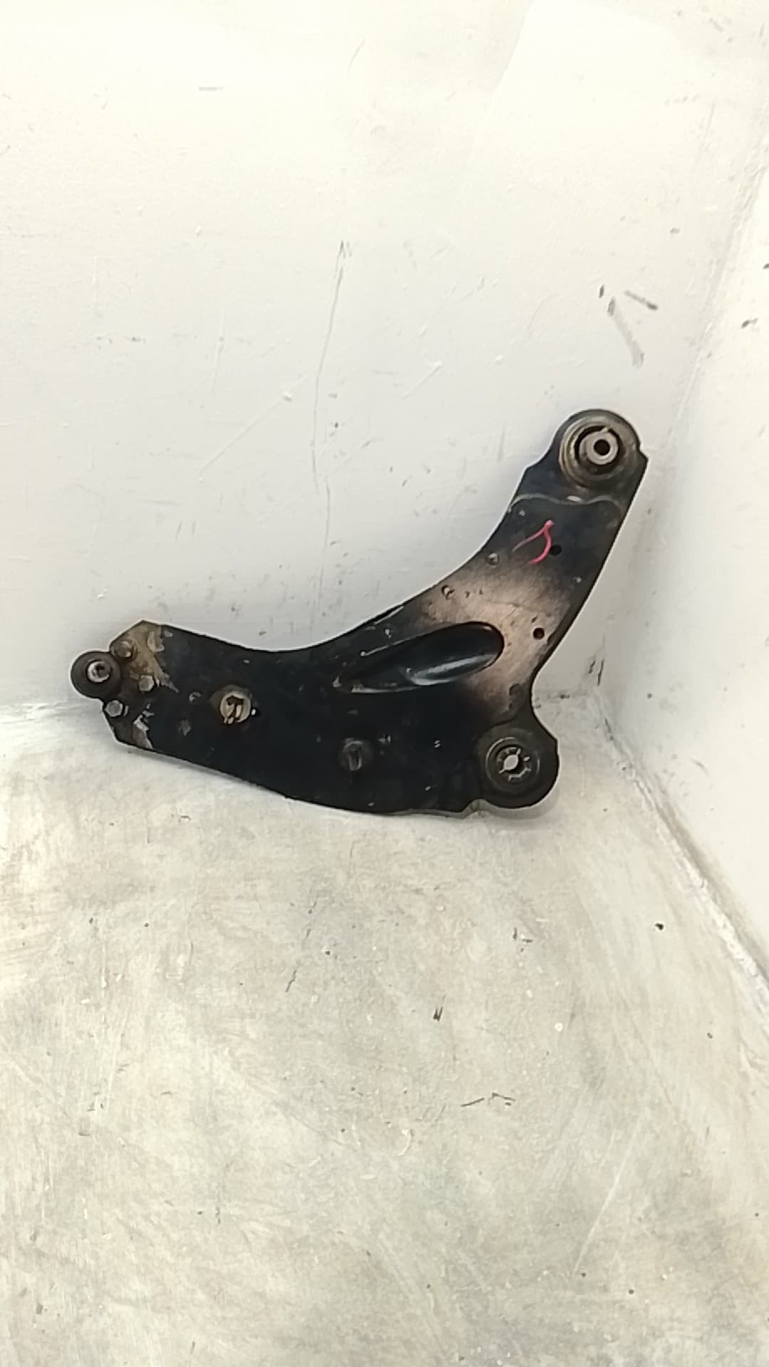 Brazo suspension inferior delantero derecho OPEL VIVARO 4
