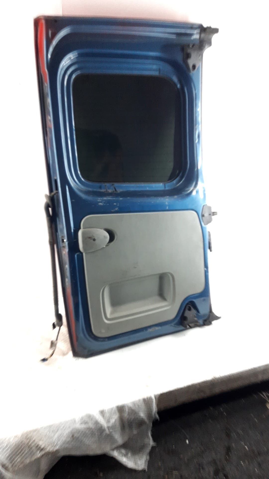 Puerta trasera derecha OPEL VIVARO 2