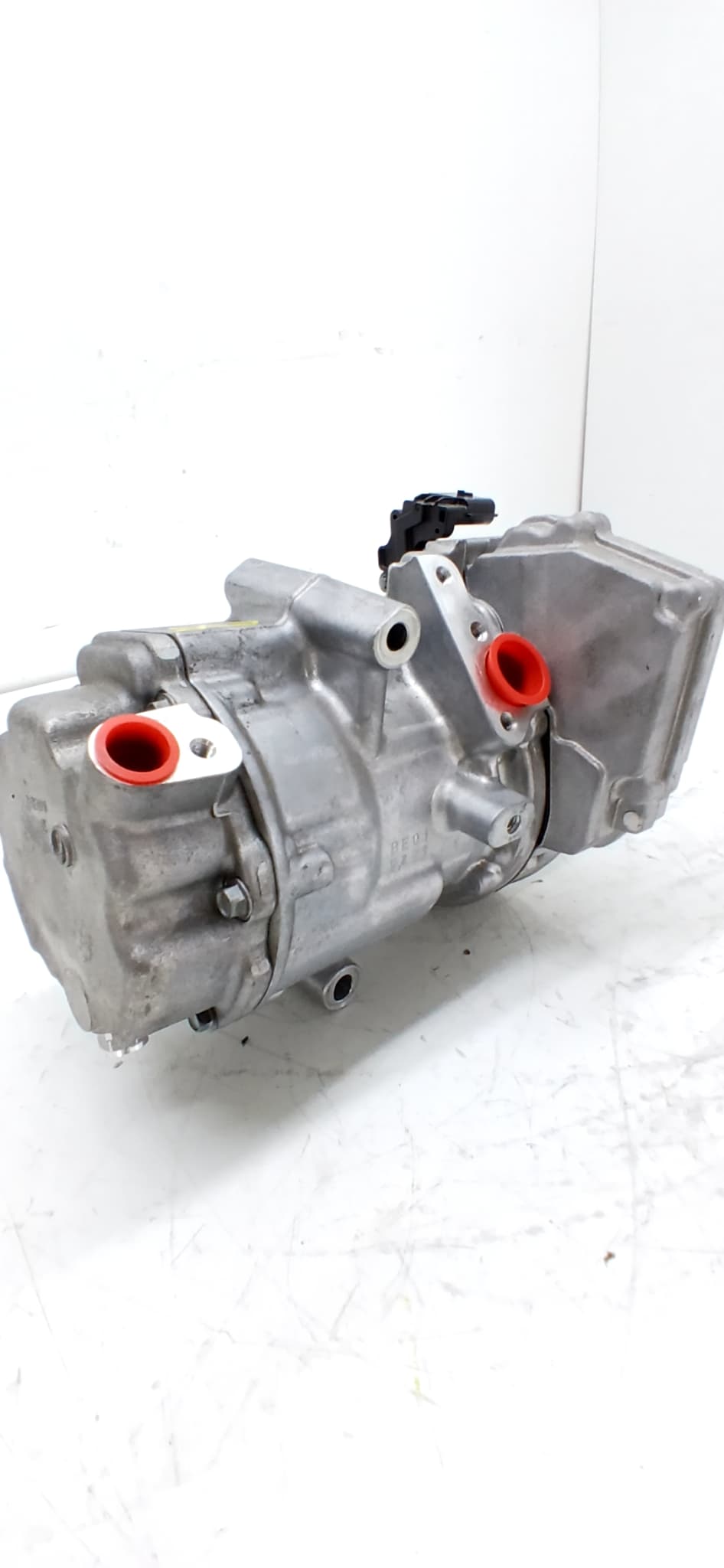 Recambio RENAULT CAPTUR II ref. 926005875R 3