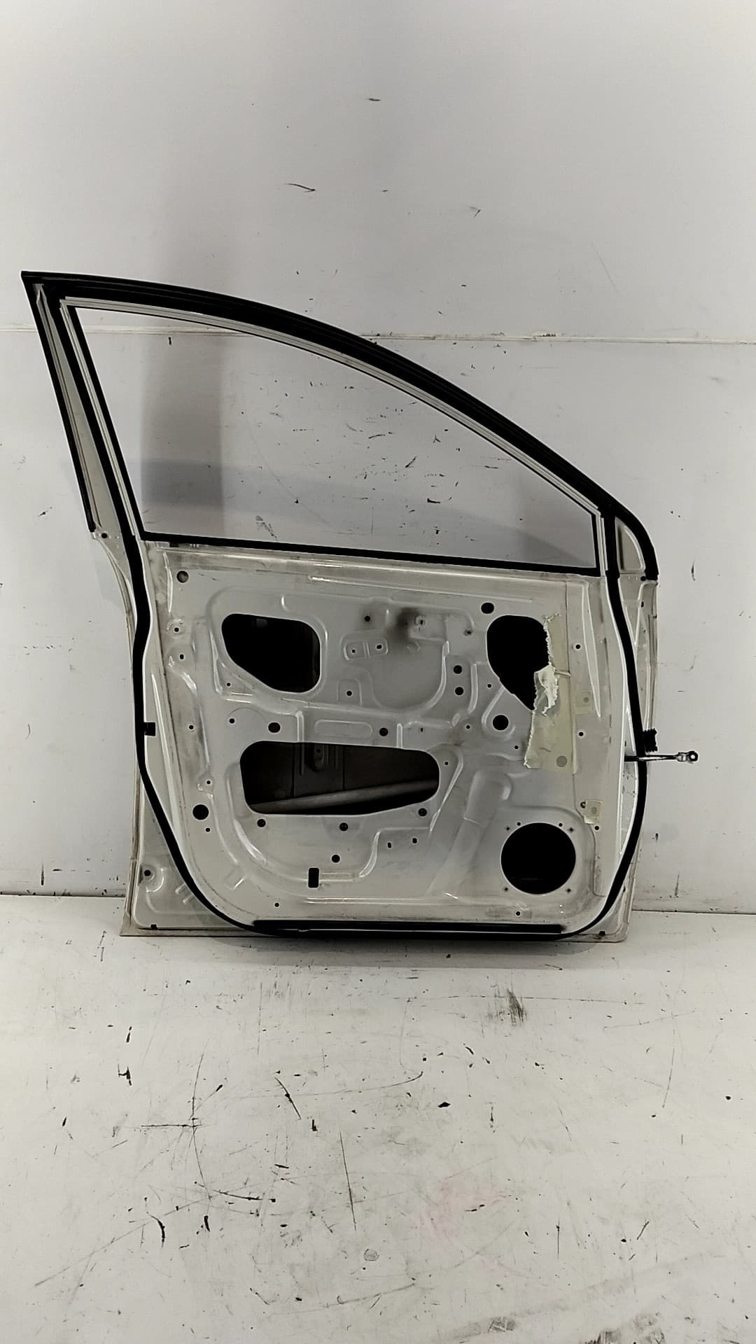Puerta delantera izquierda CHEVROLET CAPTIVA 2