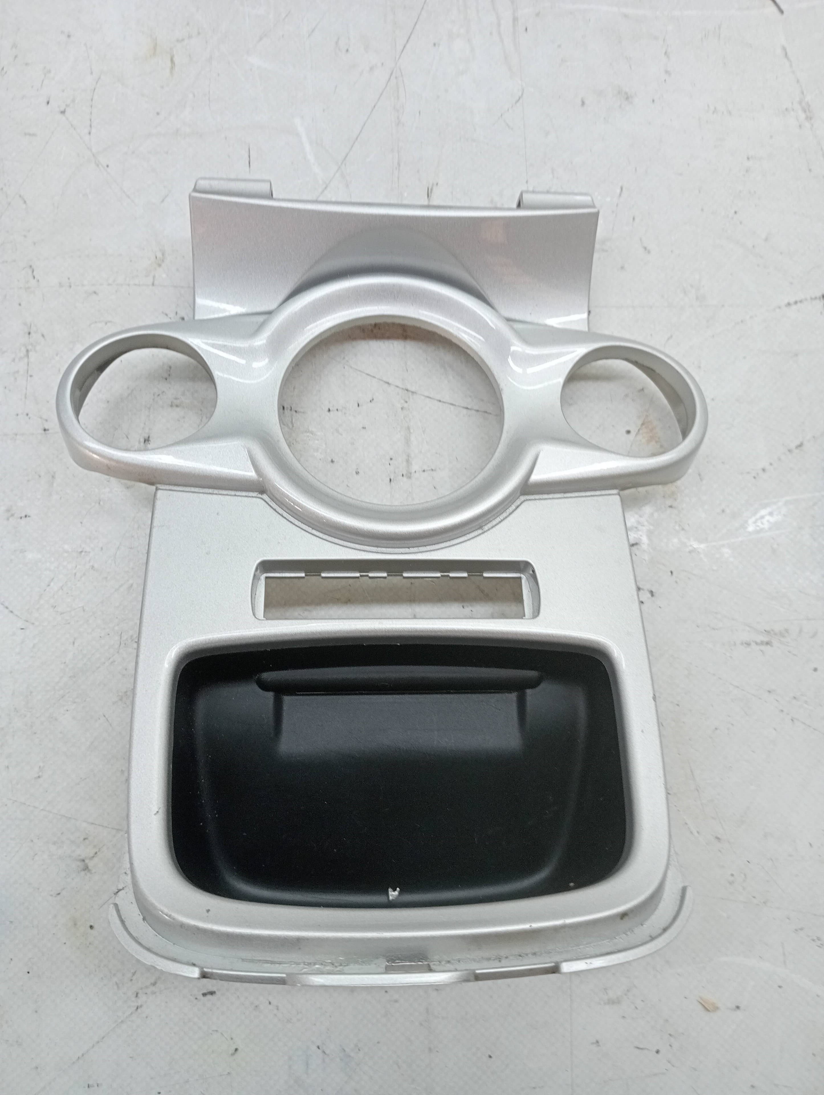 Consola central FORD FIESTA (CB1)