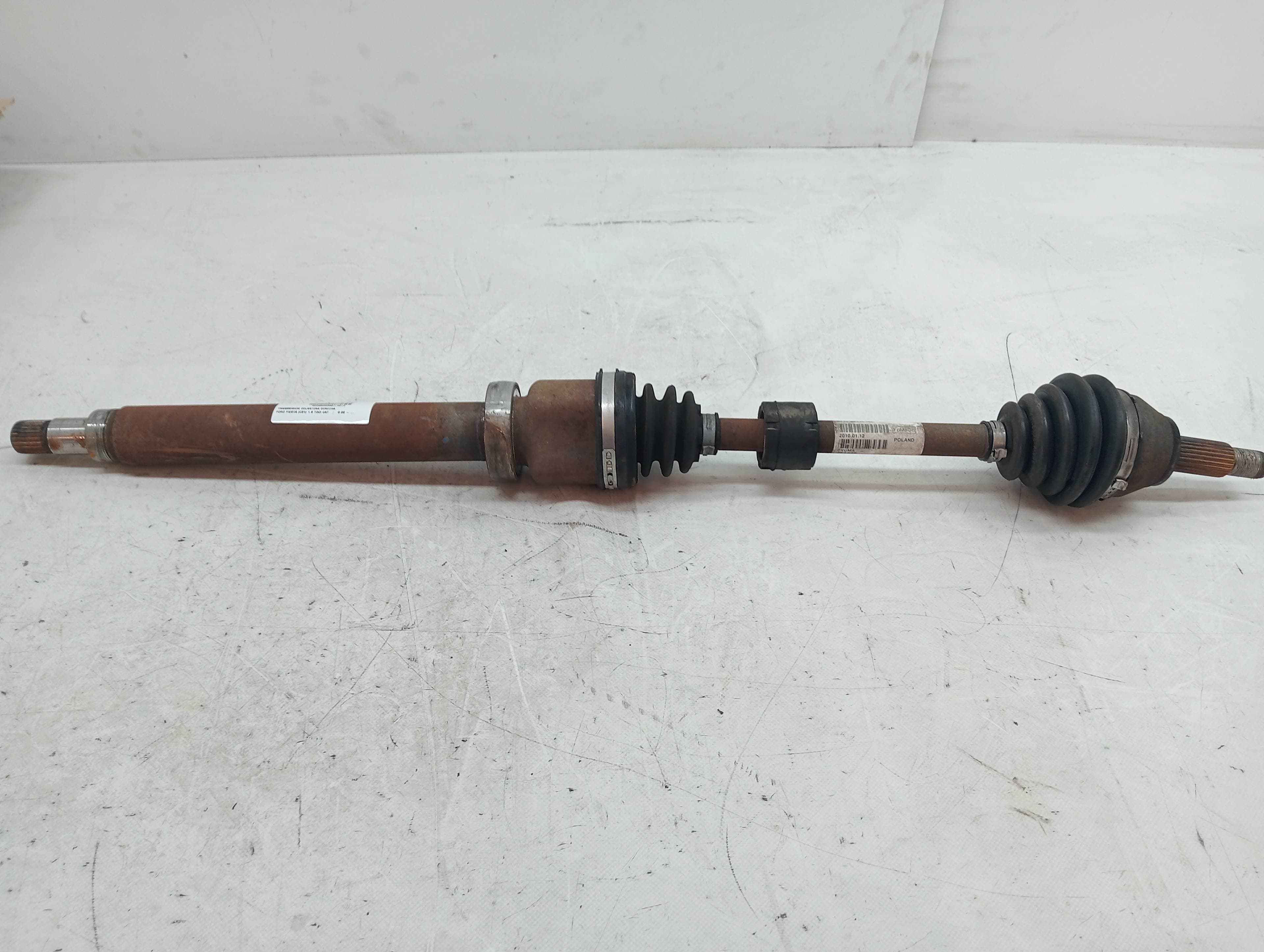Transmision delantera derecha FORD FIESTA (CB1)