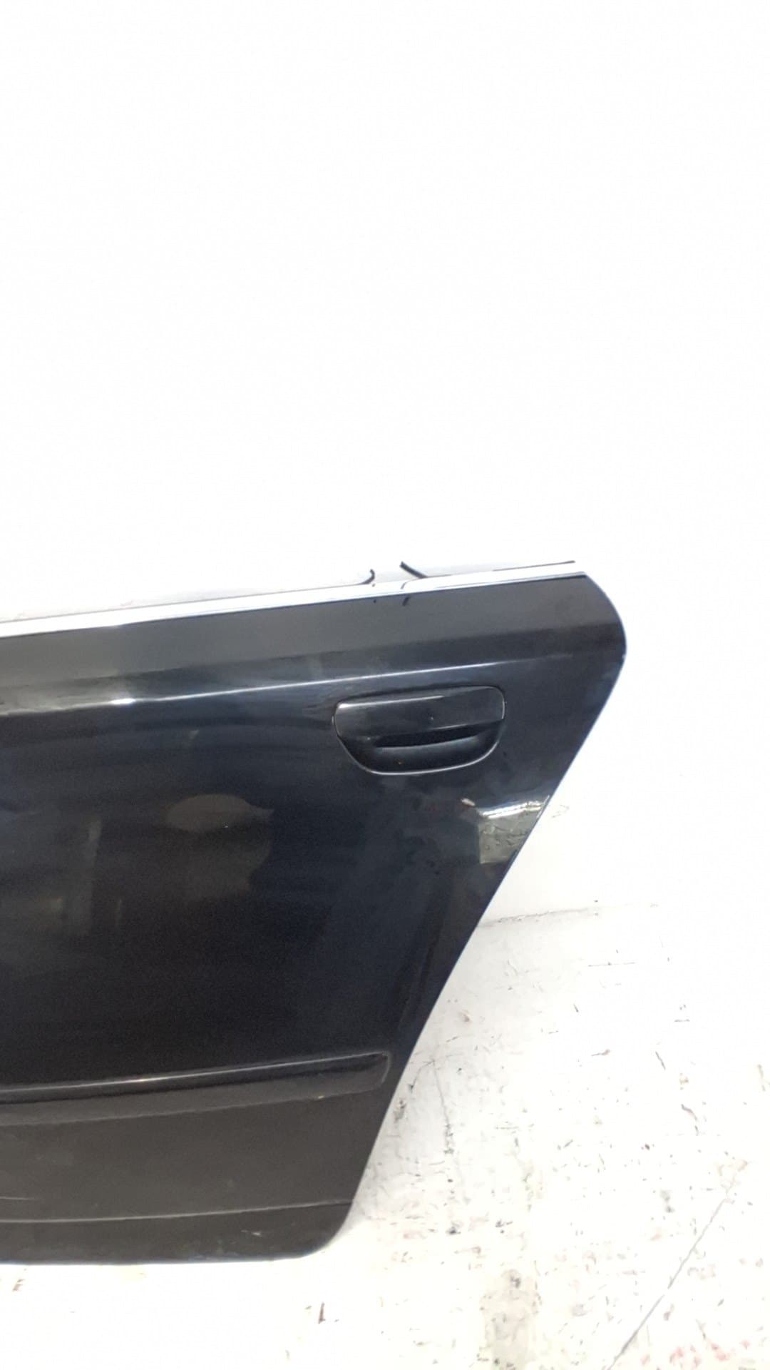 Puerta trasera izquierda AUDI A4 BERLINA (8E) 2