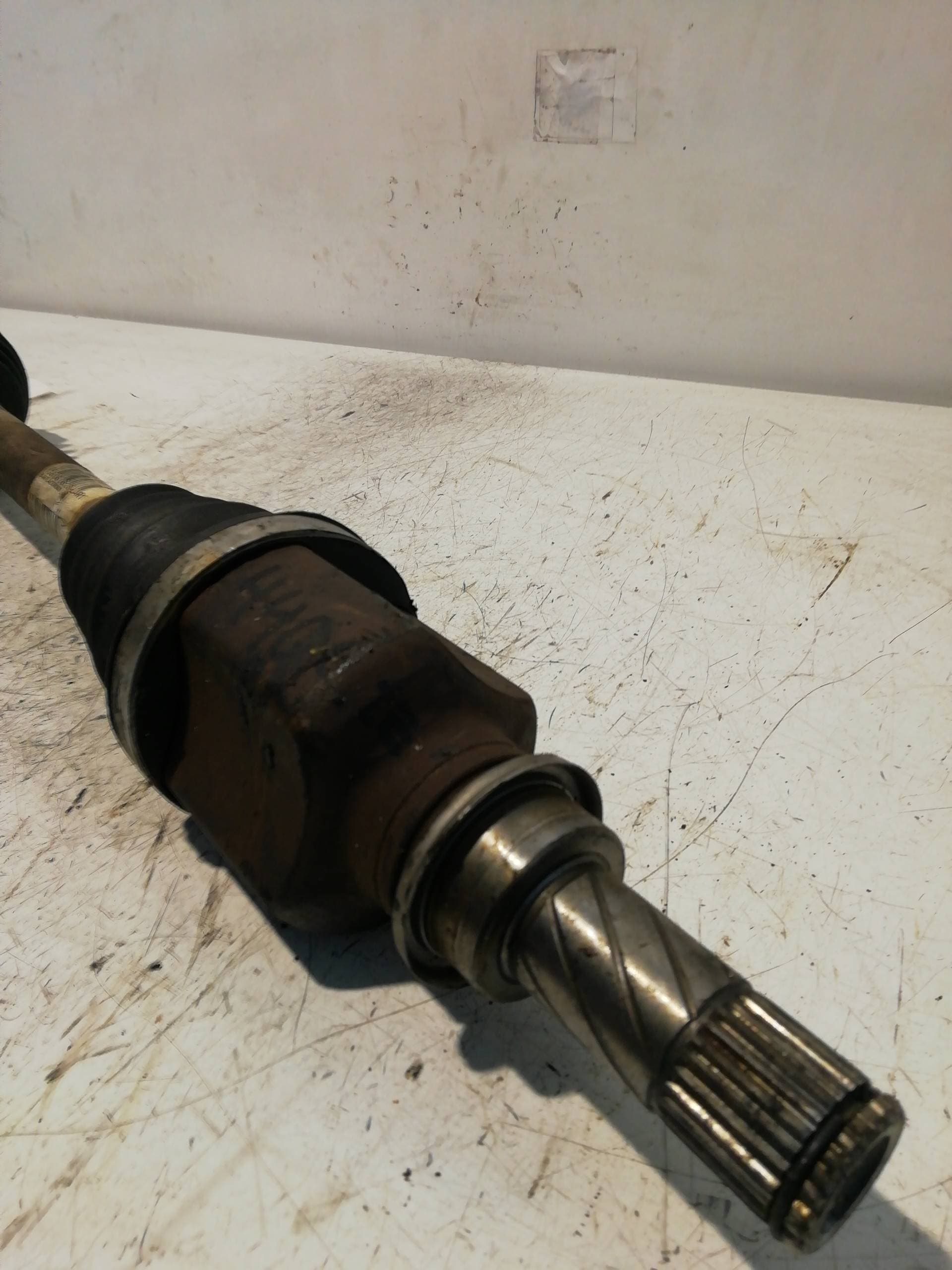 Transmision delantera izquierda RENAULT CLIO III 3