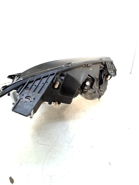 Faro izquierdo DACIA SANDERO 2