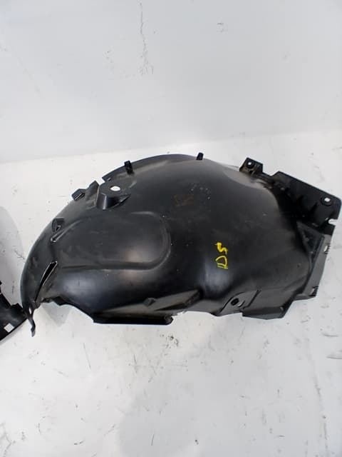 Paso rueda delantero izquierdo DACIA SANDERO 5