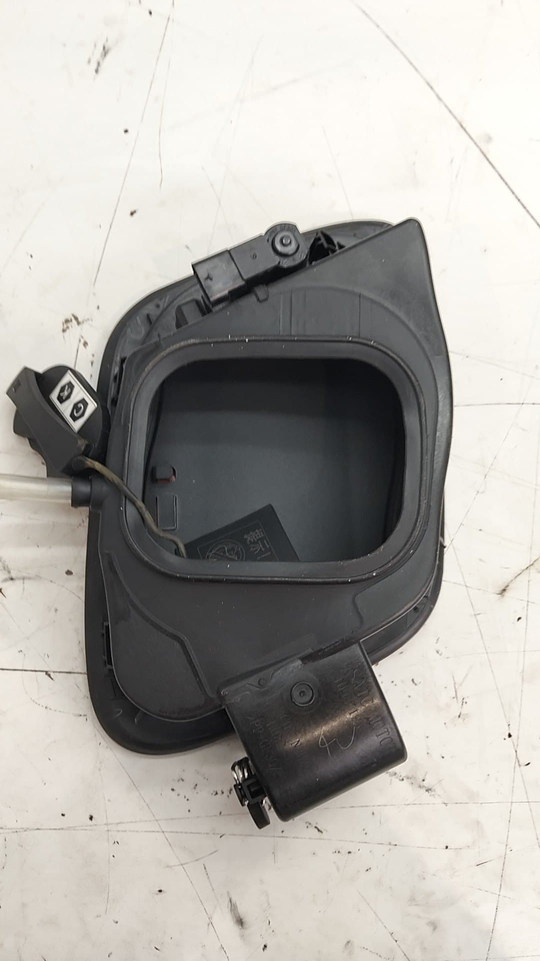 Tapa exterior combustible MG 4