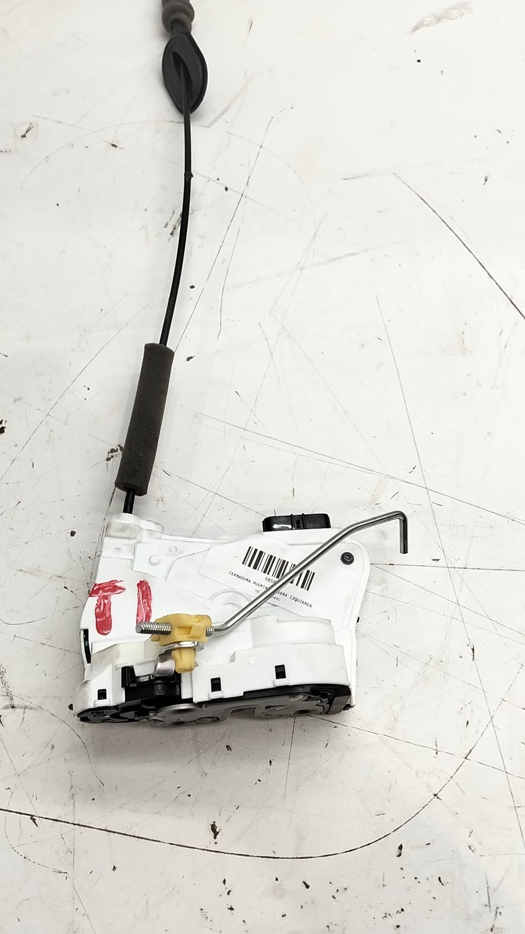 Cerradura puerta trasera izquierda MG 4 2