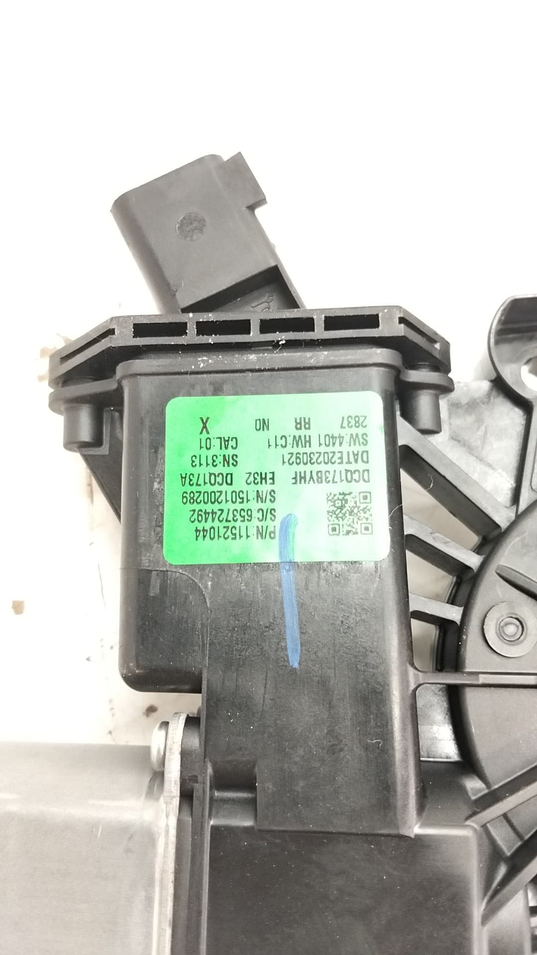 Motor elevalunas trasero derecho MG 4 2