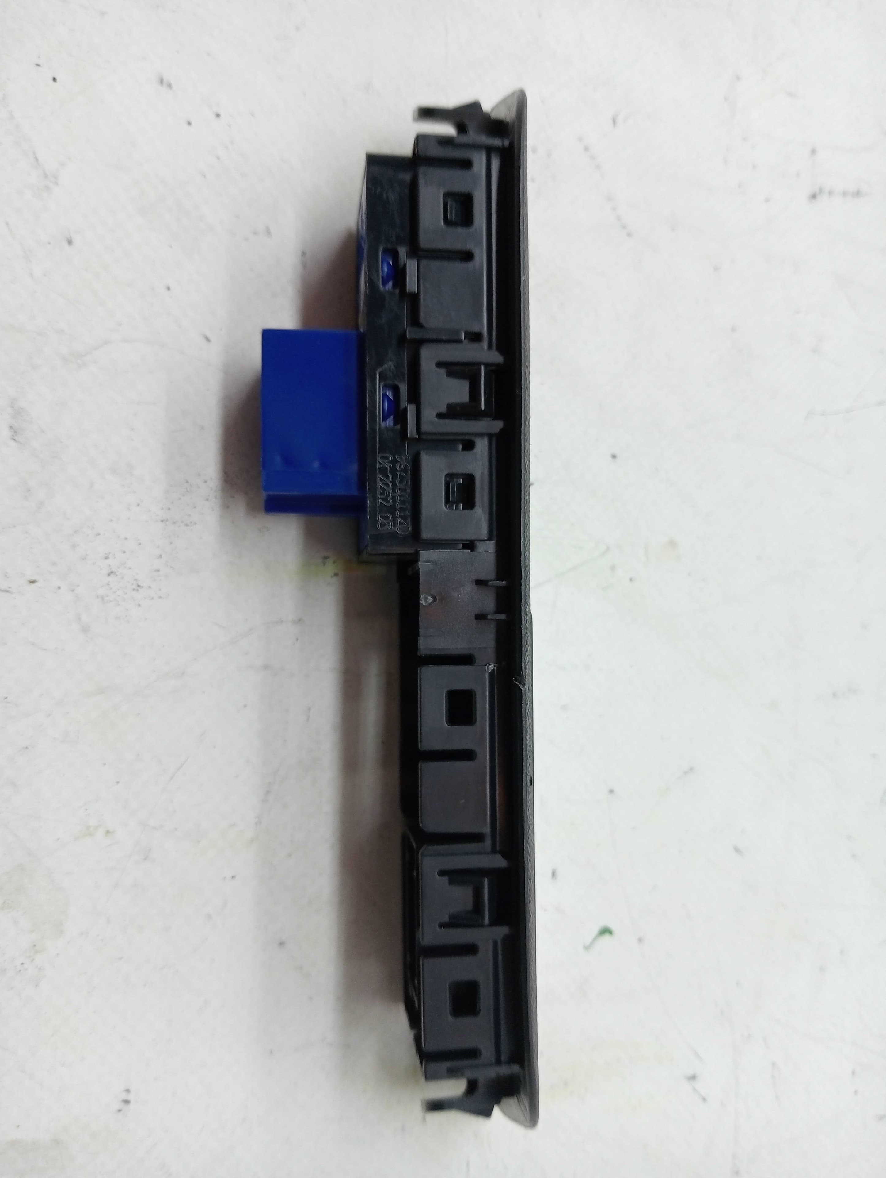 Modulo confort PEUGEOT 208 3