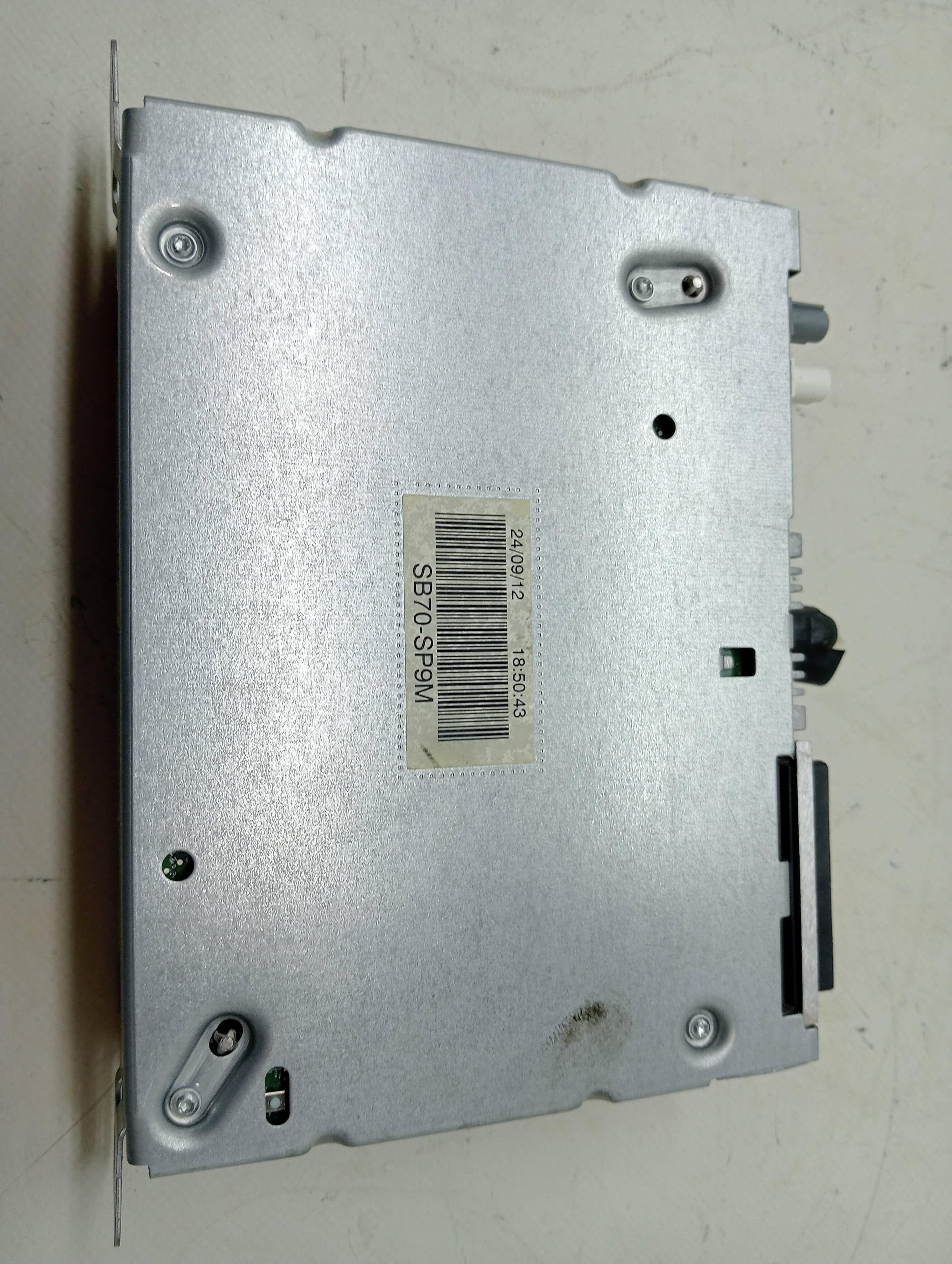 Sistema audio / radio cd PEUGEOT 208 2