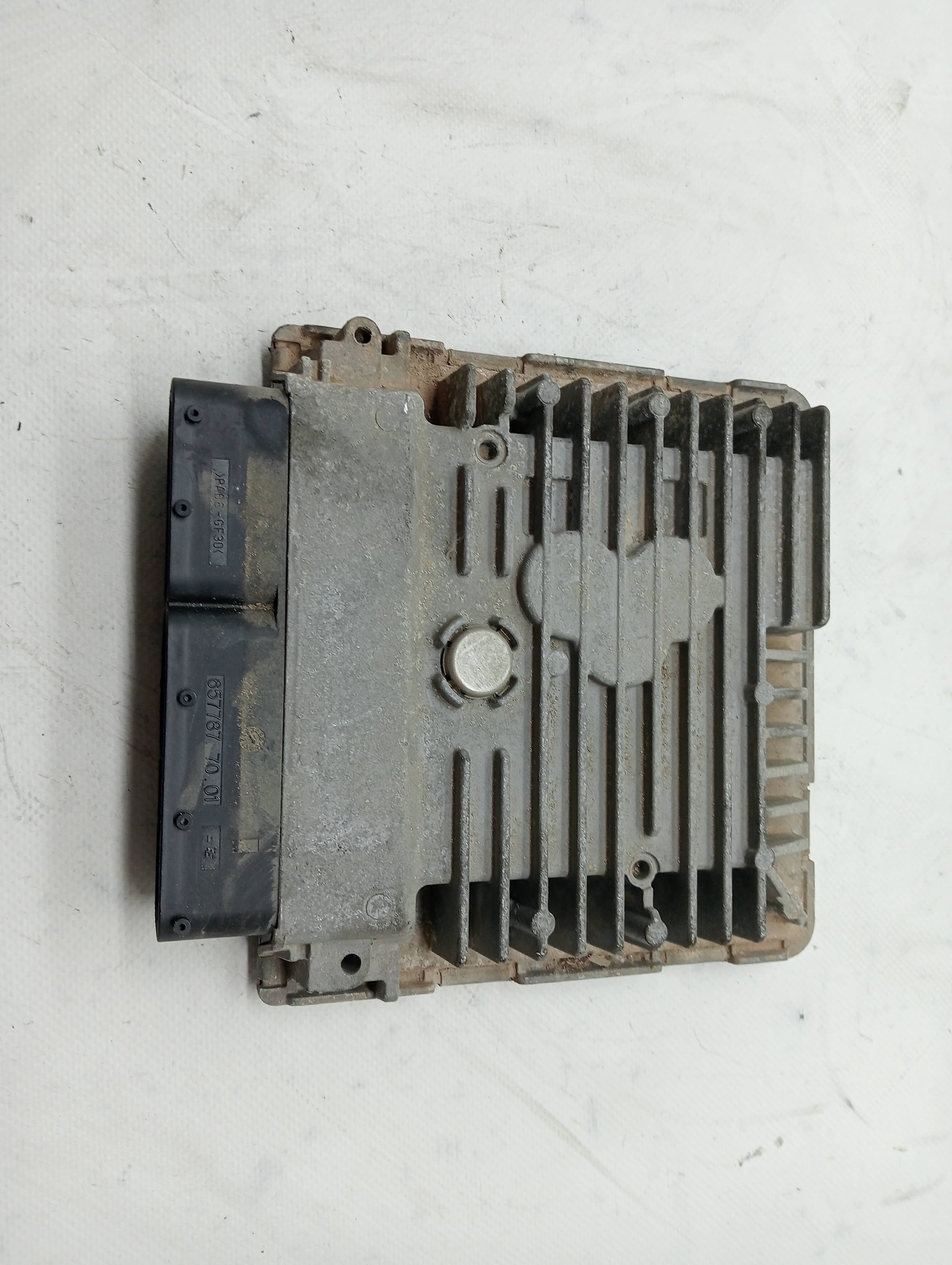 Centralita motor uce SKODA OCTAVIA COMBI (5E5) 2