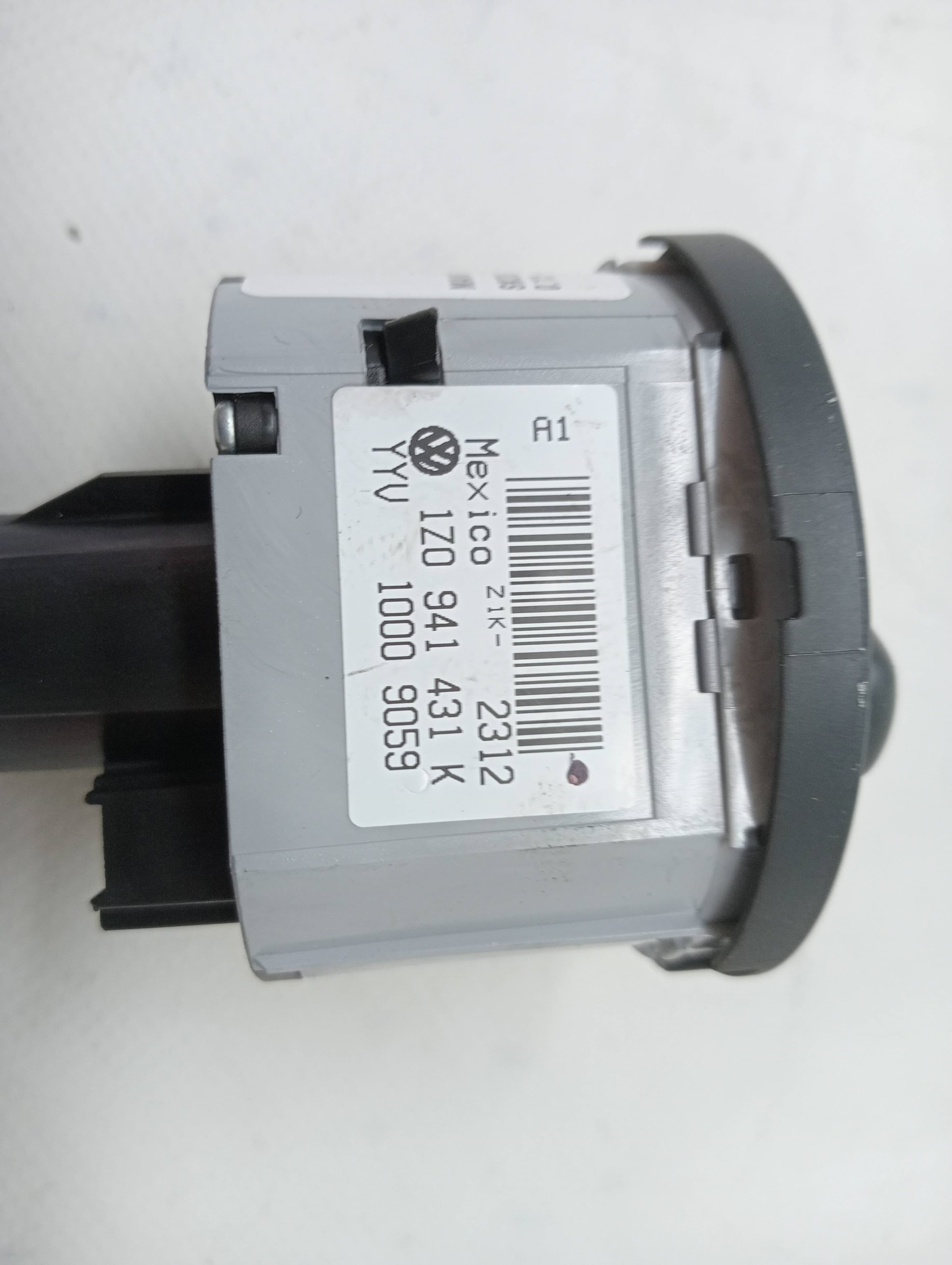 Mando luces SKODA OCTAVIA COMBI (5E5) 2