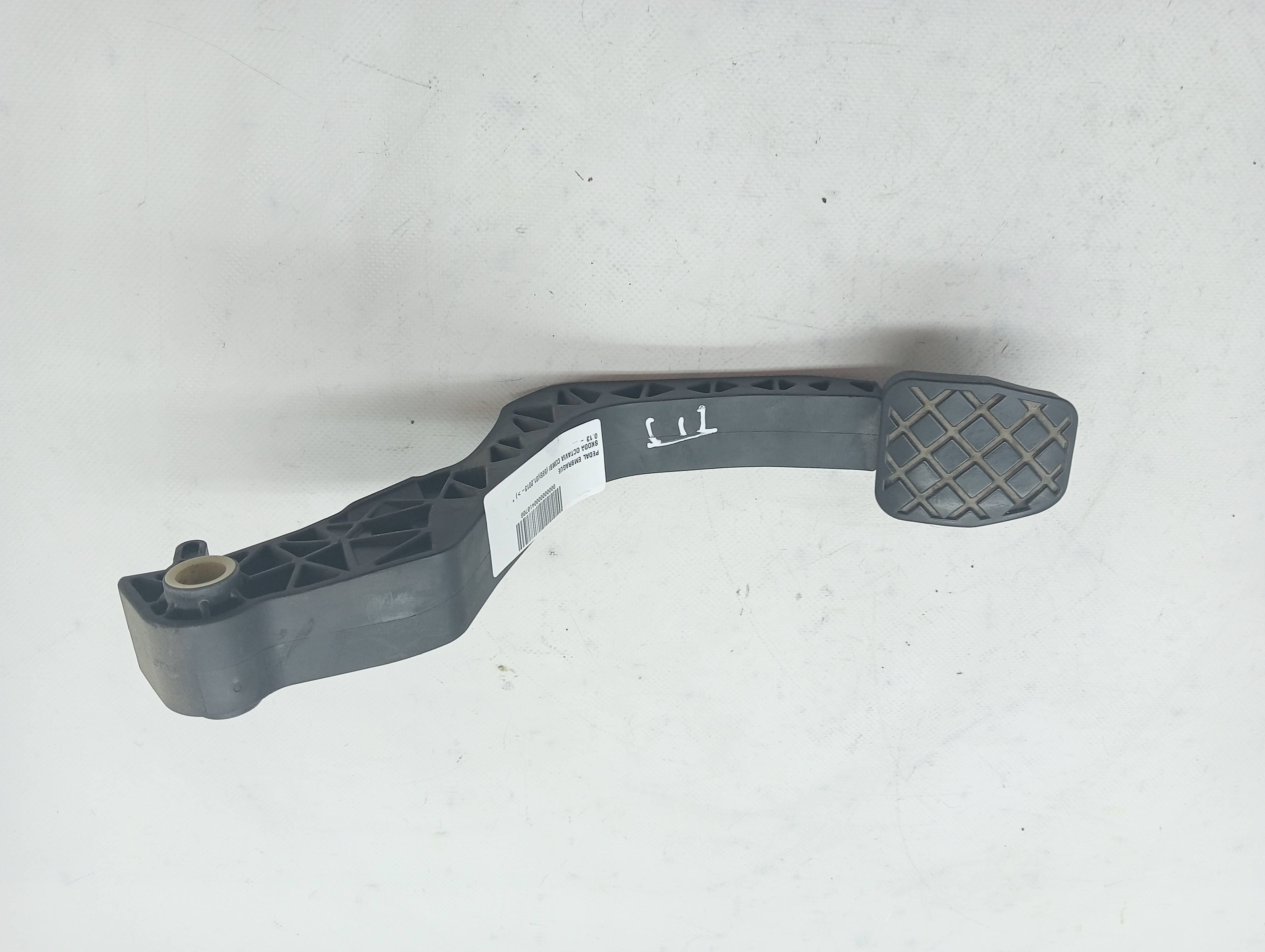 Pedal embrague SKODA OCTAVIA COMBI (5E5)