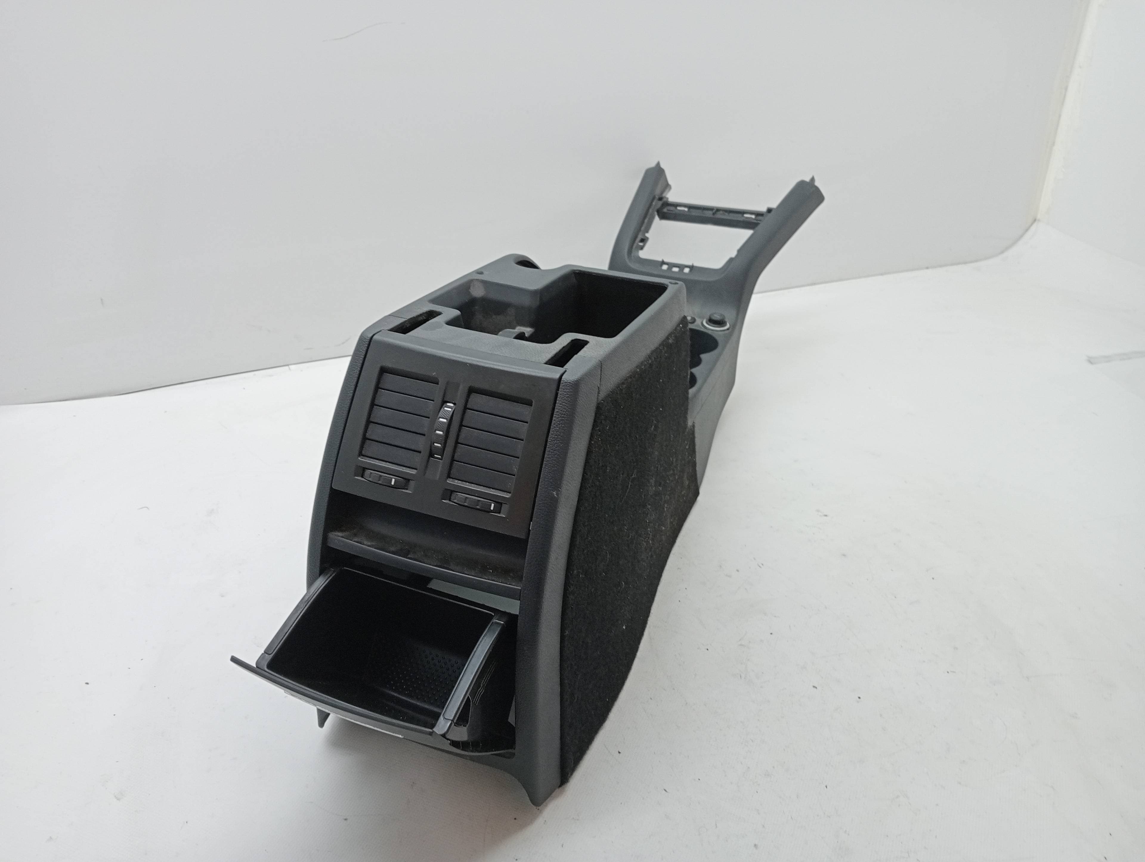 Consola central SKODA OCTAVIA COMBI (5E5) 3