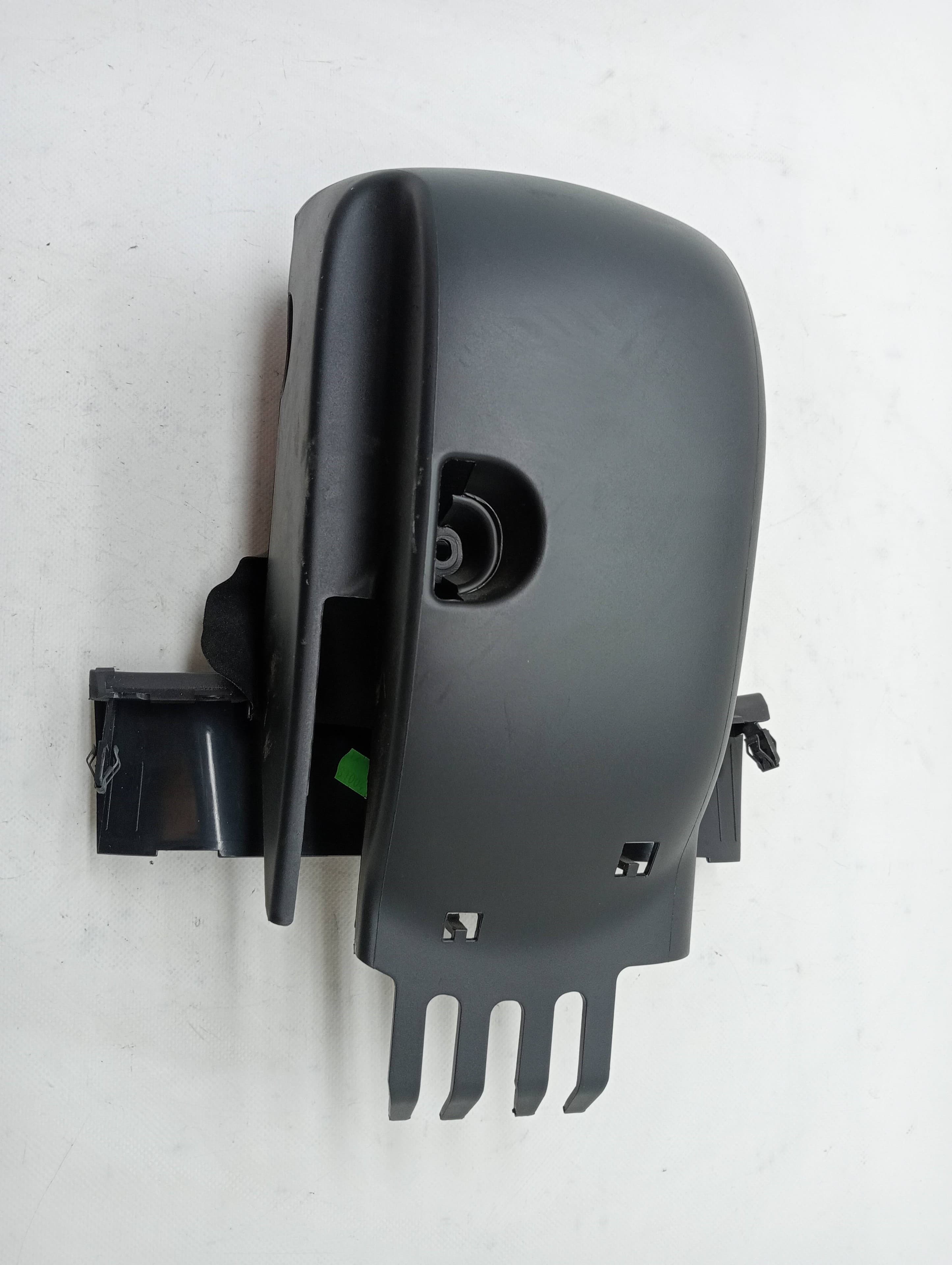 Plastico SKODA OCTAVIA COMBI (5E5) 2