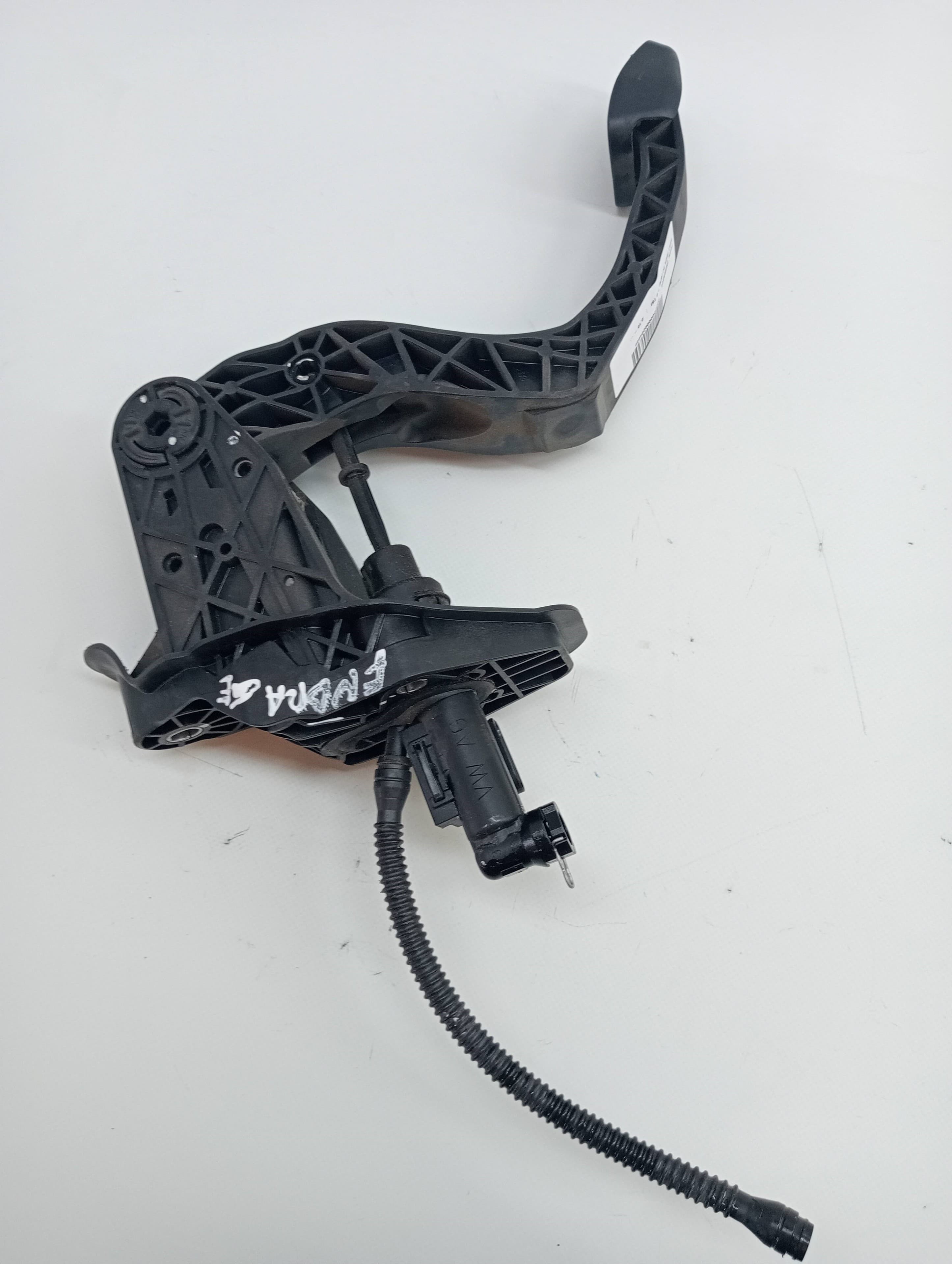 Pedal embrague SEAT IBIZA SC (6P5)
