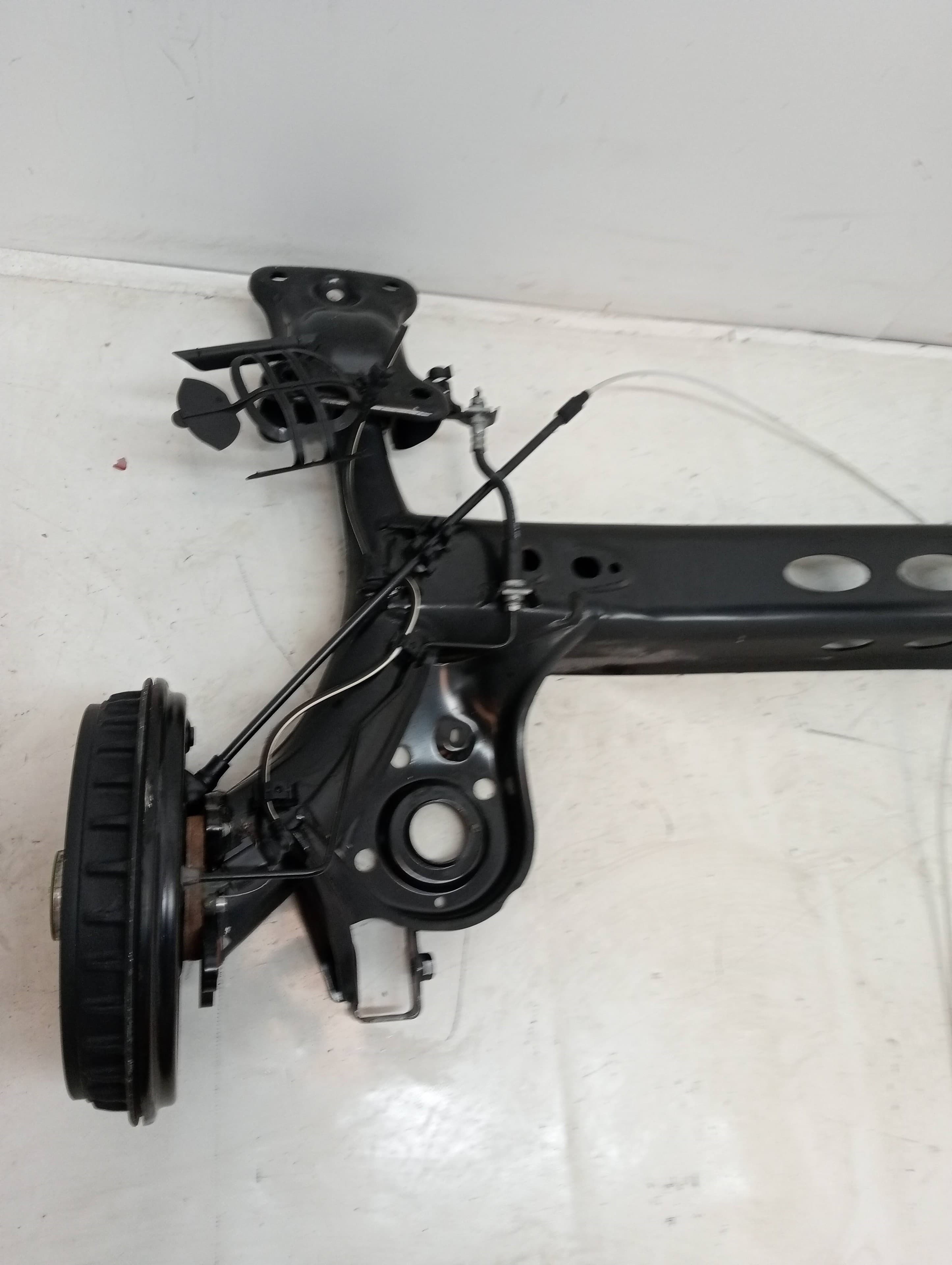 Puente trasero SEAT IBIZA SC (6P5) 3
