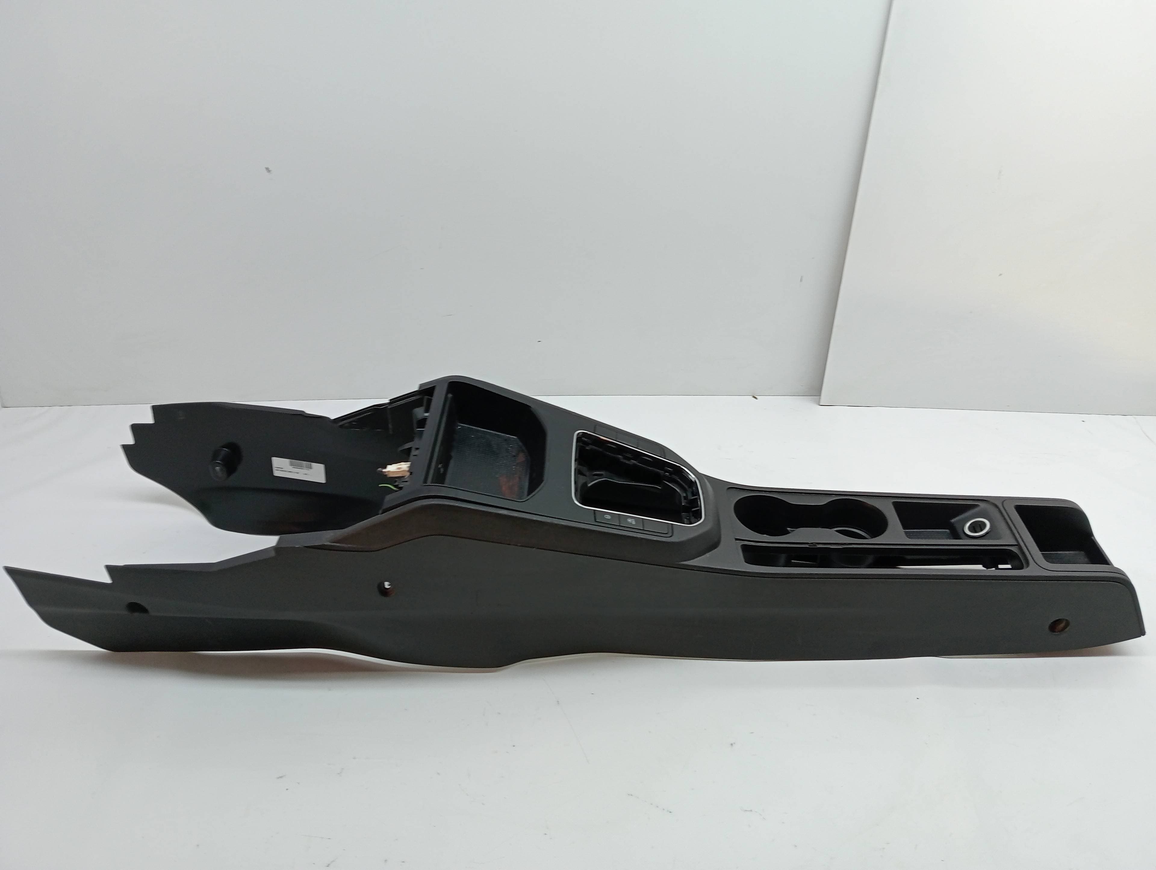 Plastico SEAT IBIZA SC (6P5) 2