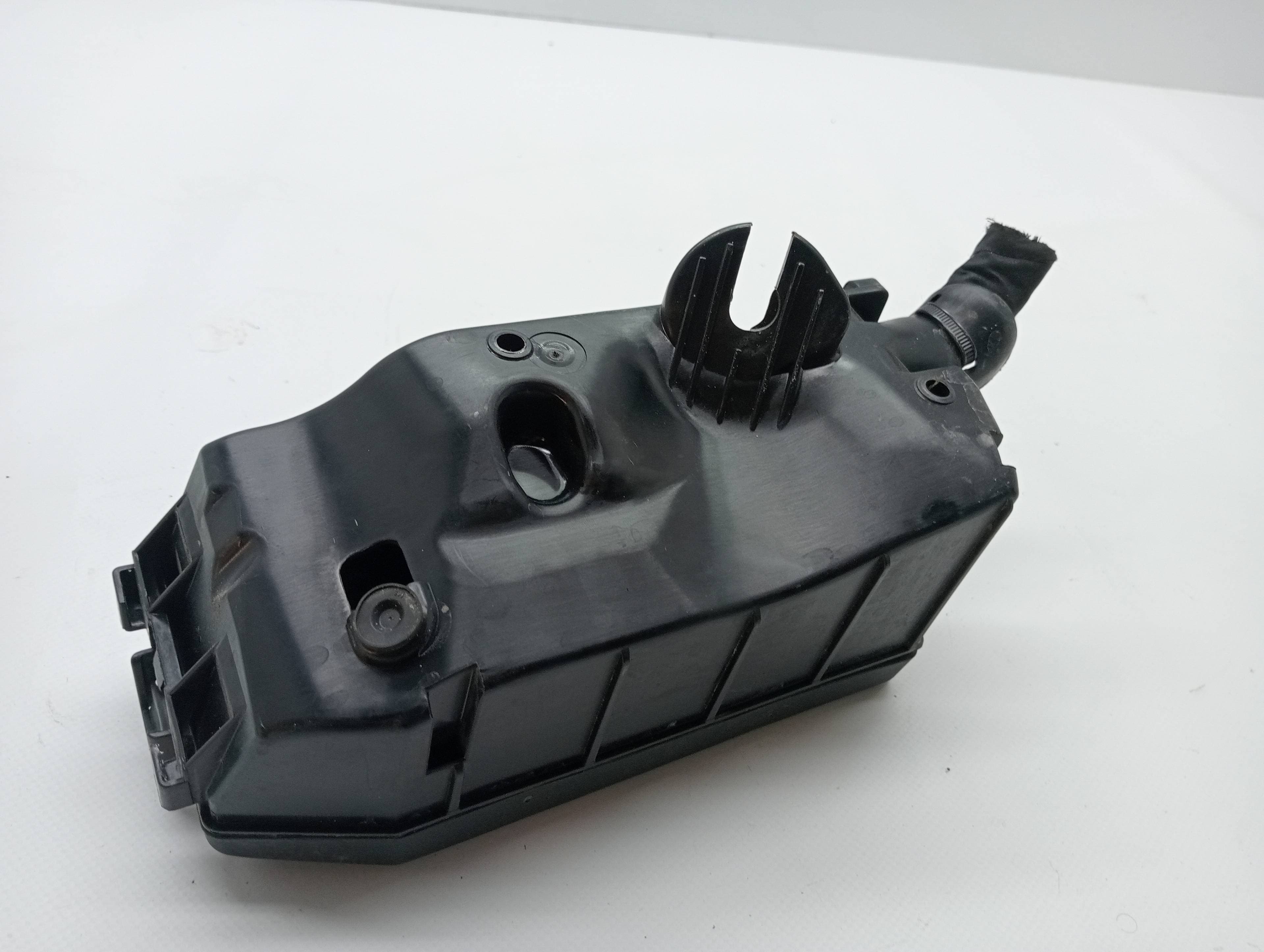 Caja reles / fusibles SEAT IBIZA SC (6P5) 3