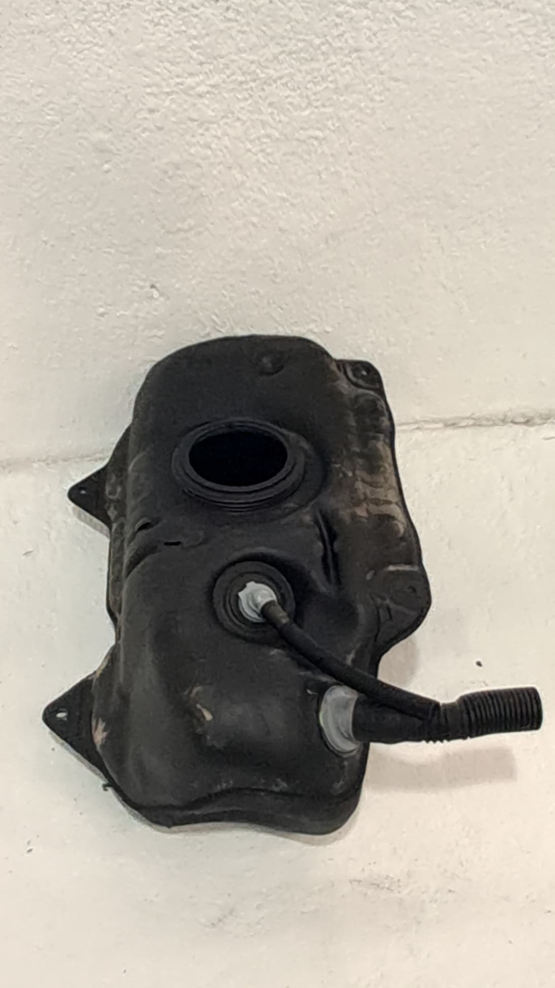 Deposito combustible TOYOTA YARIS 3