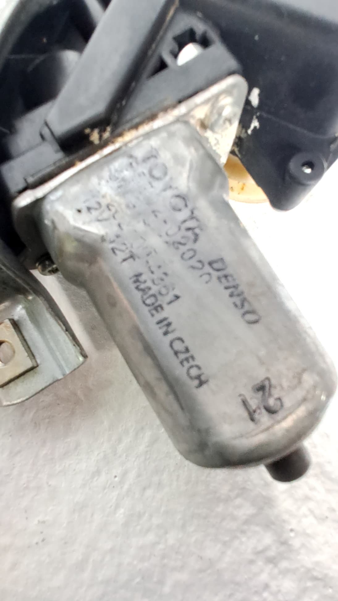 Motor elevalunas delantero izquierdo TOYOTA YARIS 2