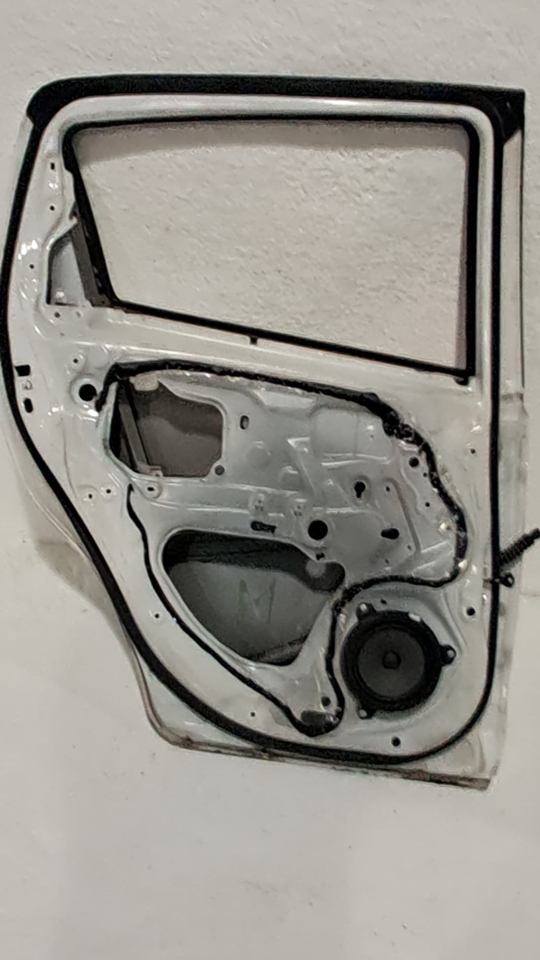Puerta trasera izquierda TOYOTA YARIS 2