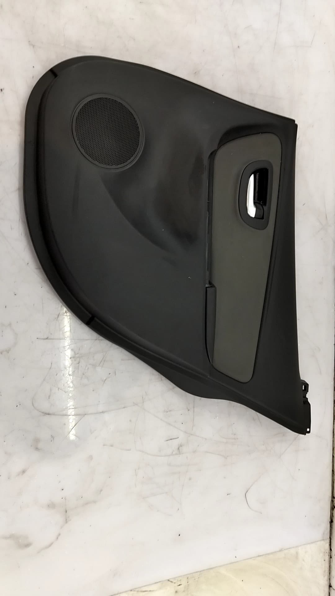 Guarnecido puerta trasera derecha TOYOTA YARIS