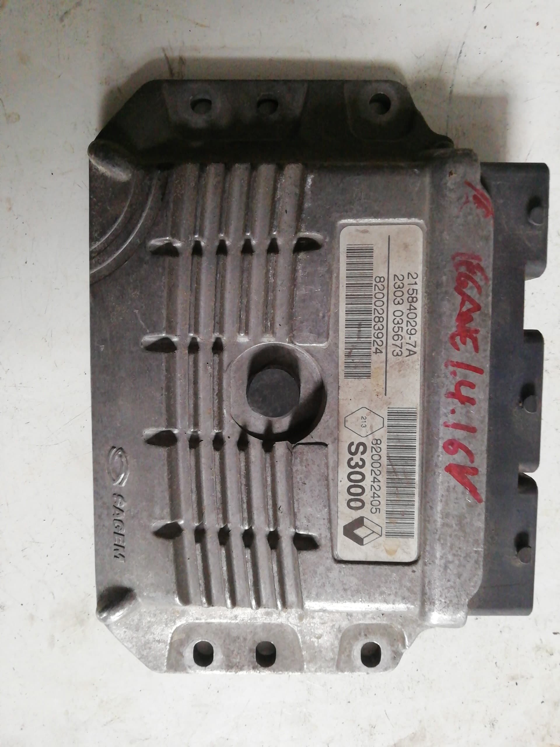Centralita motor uce RENAULT MEGANE II BERLINA 5P