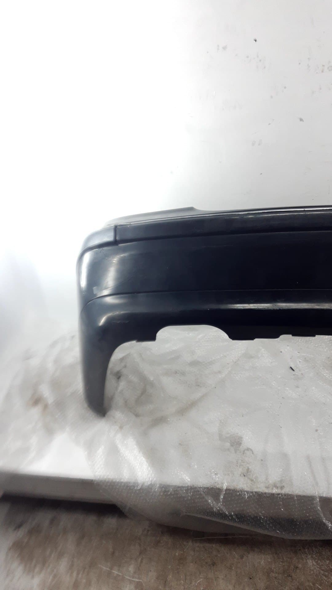 Paragolpes trasero MERCEDES-BENZ CLASE C (W203) BERLINA 3