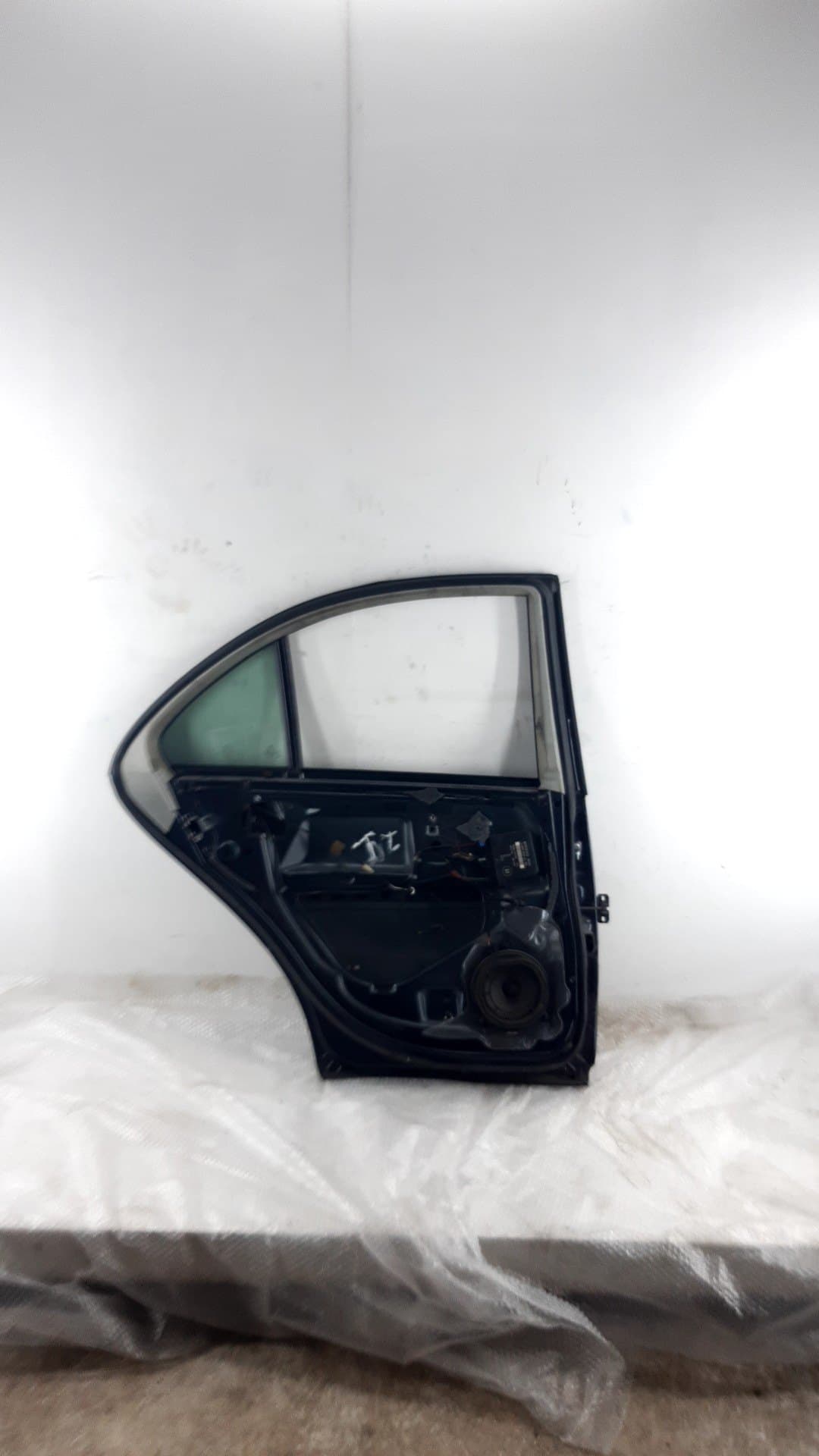 Puerta trasera izquierda MERCEDES-BENZ CLASE C (W203) BERLINA 3