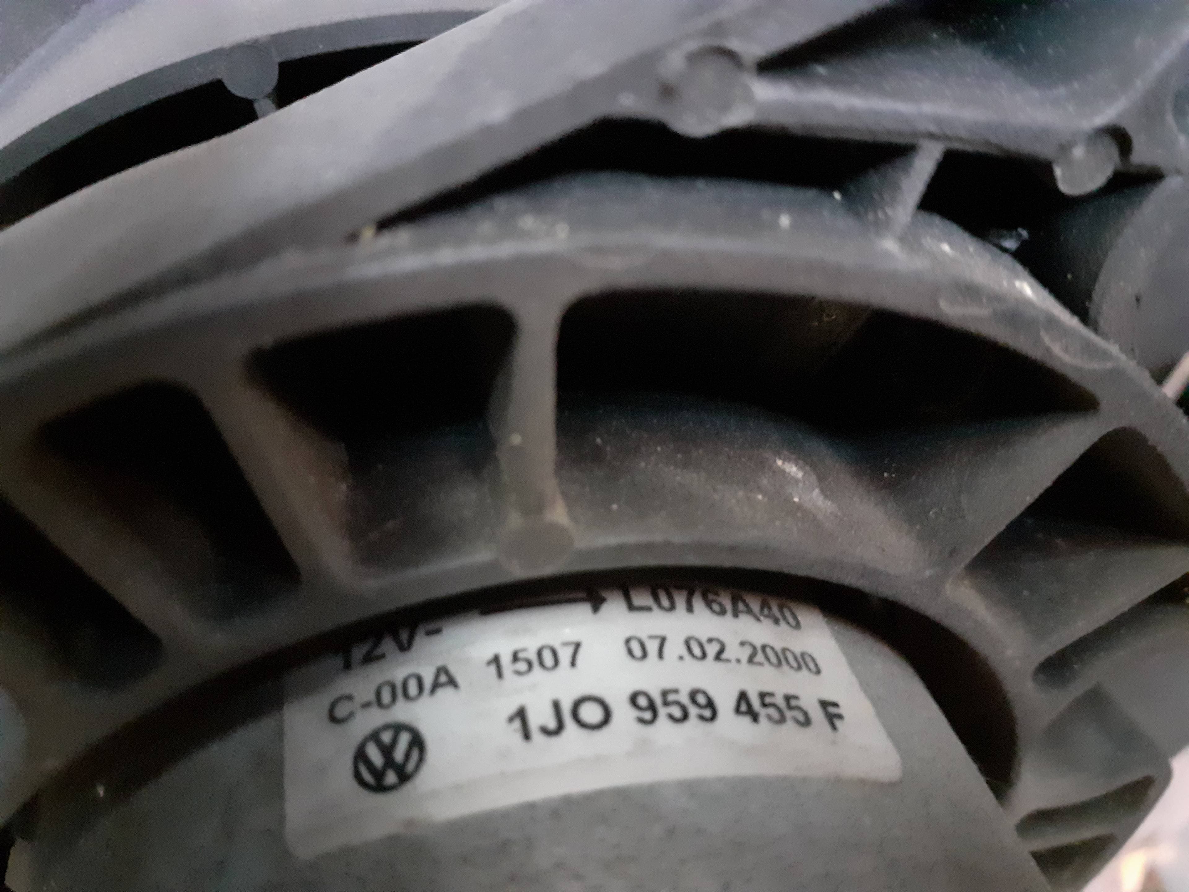 Electroventilador SKODA OCTAVIA BERLINA (1U2) 4