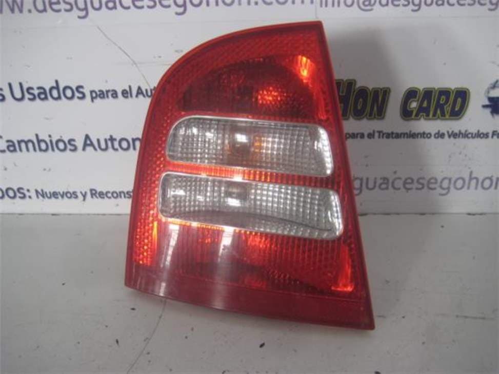 Piloto trasero izquierdo SKODA OCTAVIA BERLINA (1U2)