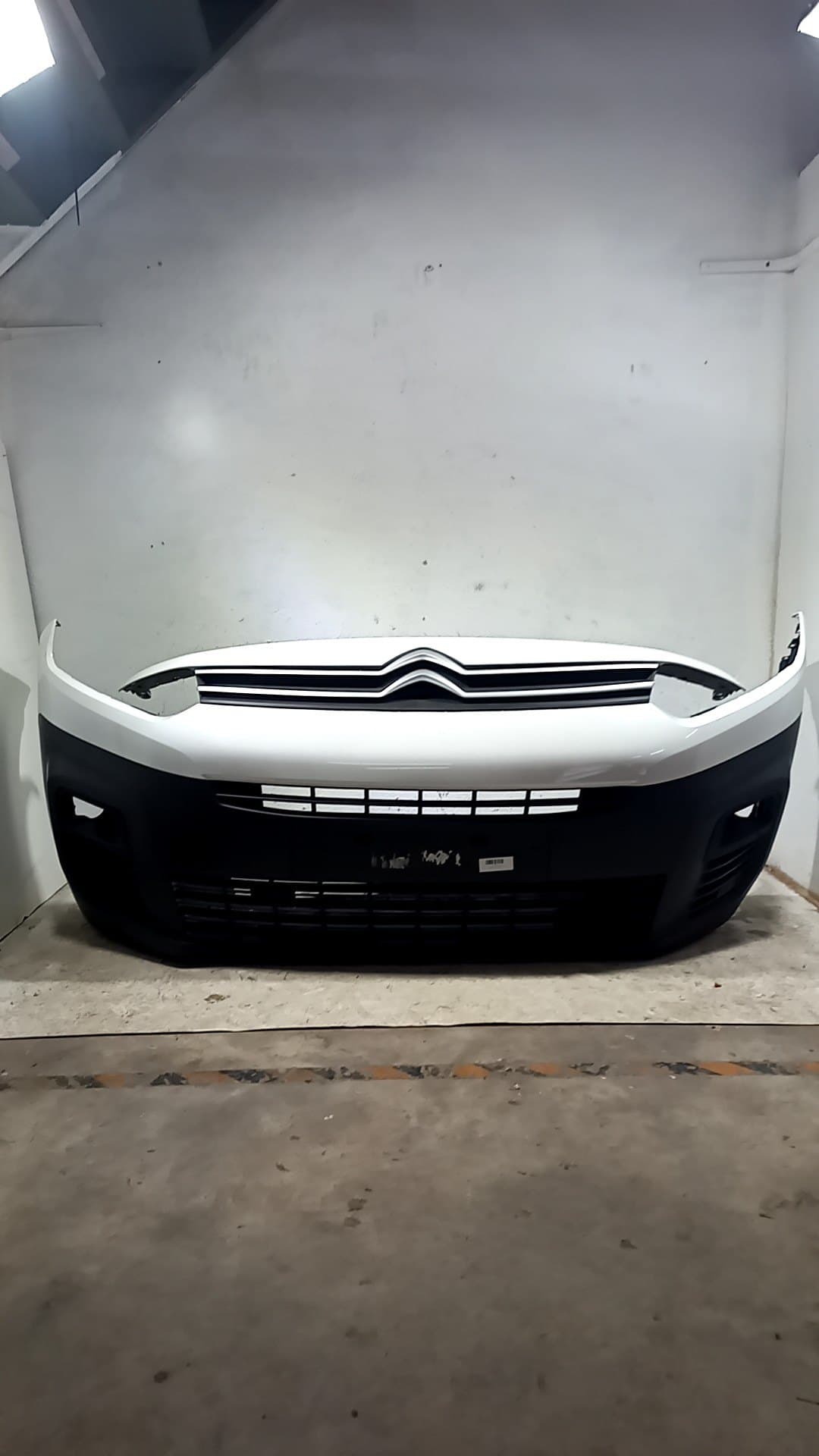 Paragolpes delantero CITROEN BERLINGO 5