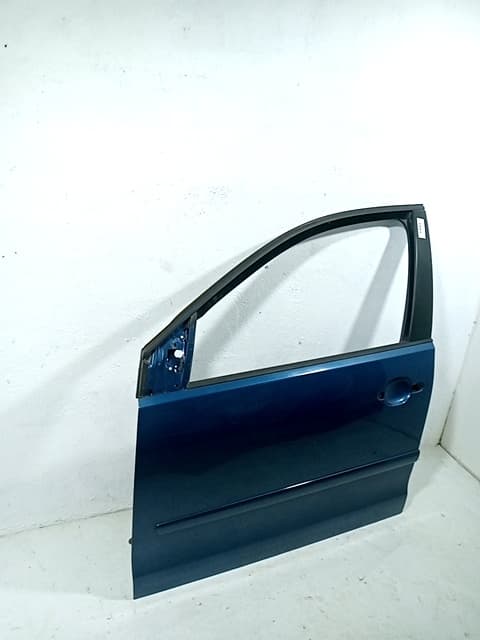 Puerta delantera izquierda VOLKSWAGEN POLO (9N1) 3