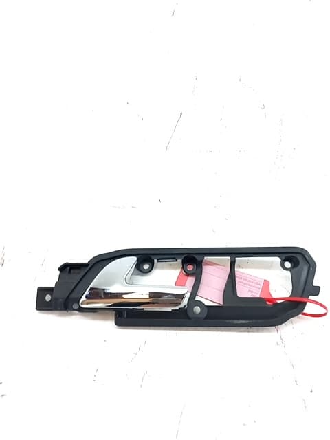 Maneta interior delantera izquierda VOLKSWAGEN POLO (9N1)