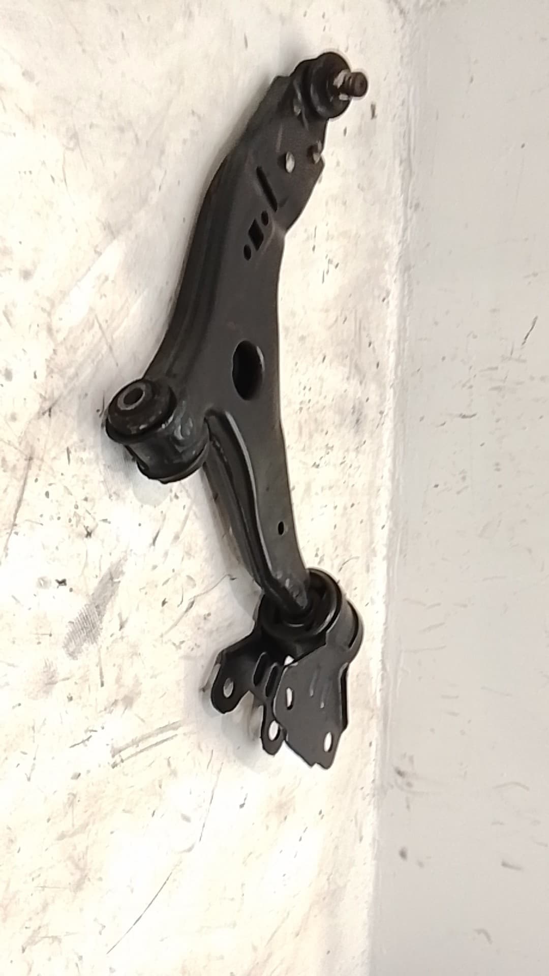 Brazo suspension inferior delantero derecho FORD GRAND TOURNEO CONNECT 2