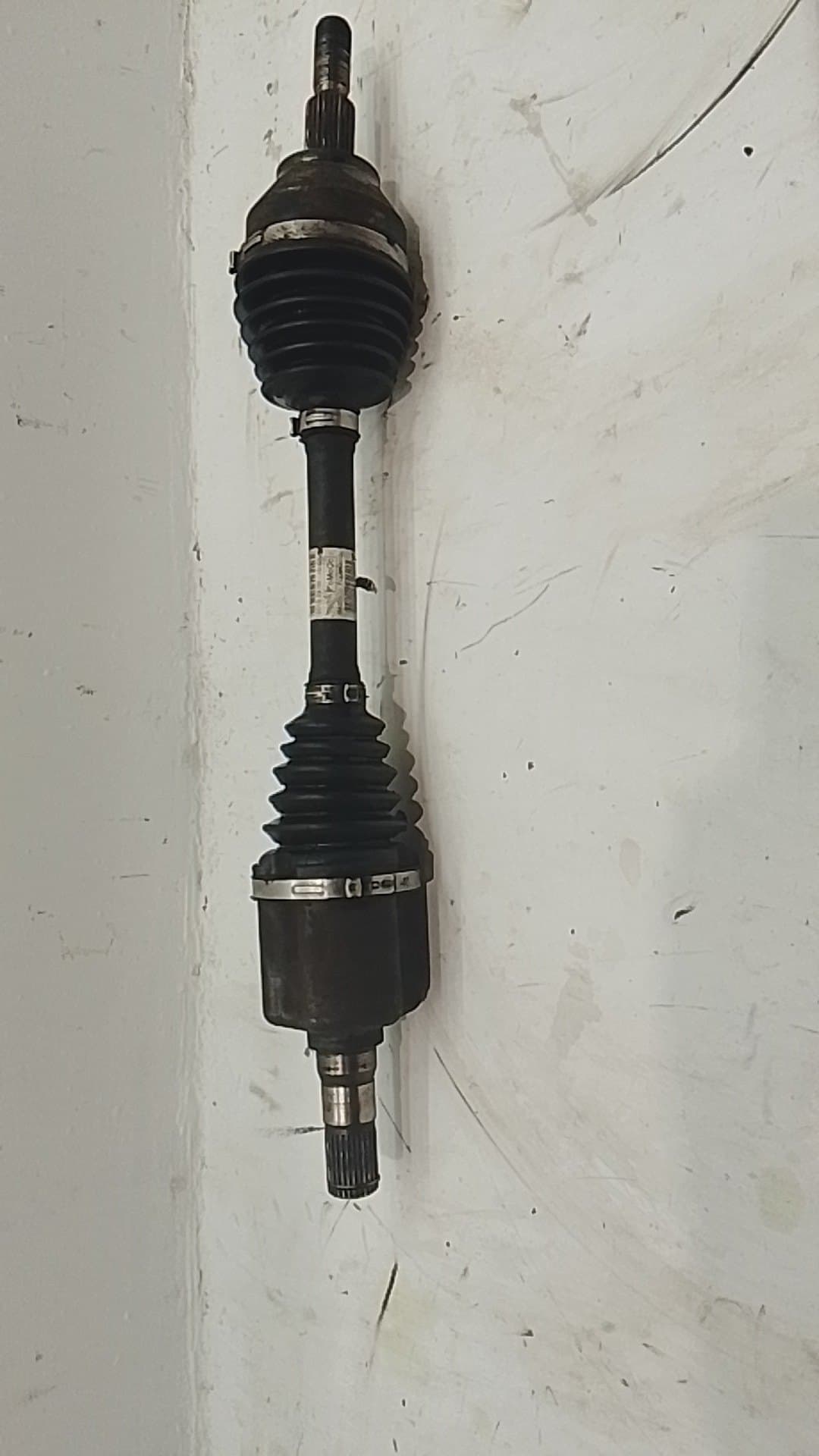 Transmision delantera izquierda FORD GRAND TOURNEO CONNECT 3